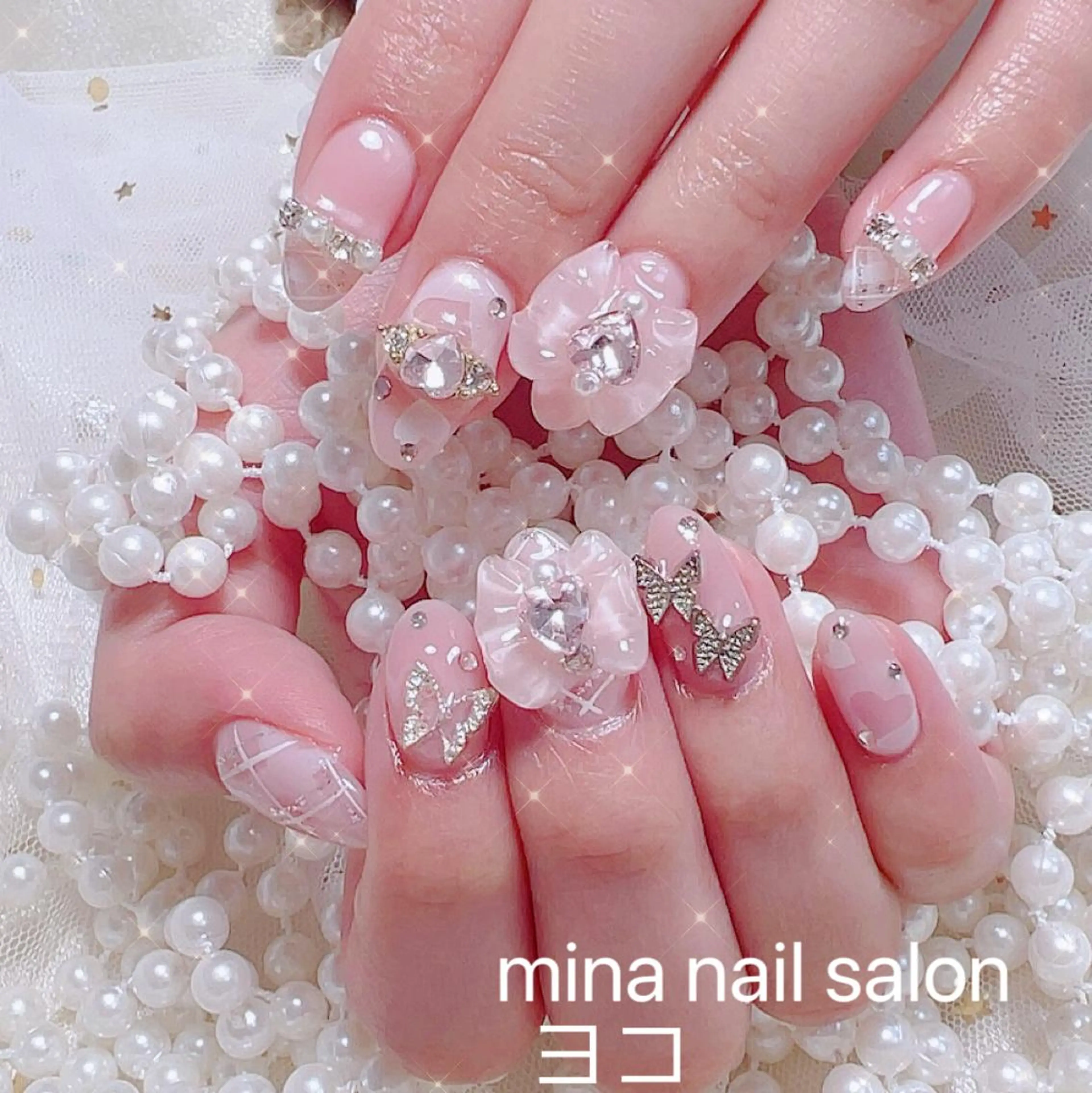 ネイル queens nailsalonのネイルデザイン