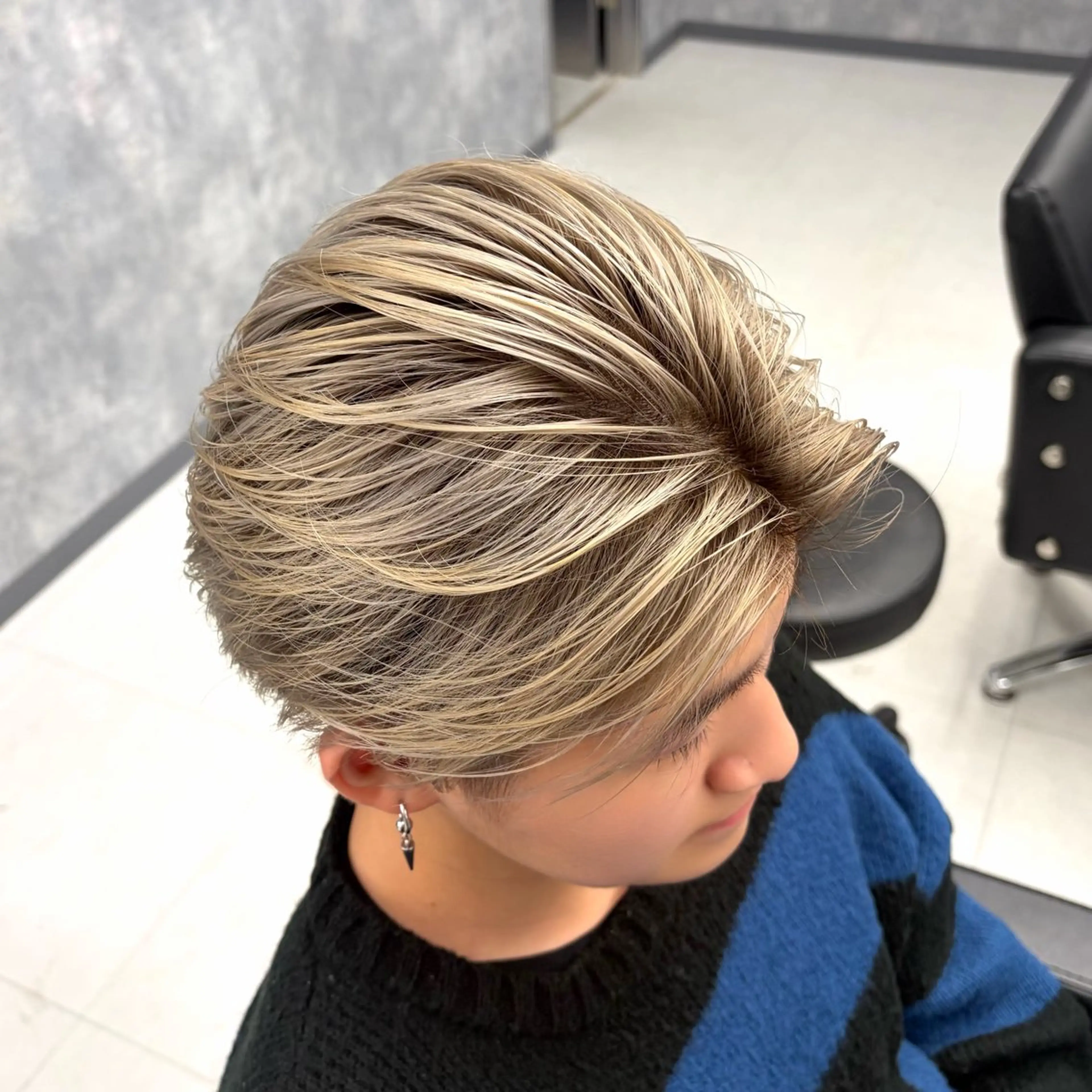 ショート カラー メンズ カット ヘアカラー トリートメント ʜᴀʀᴜᴋᴀ♱メンズ ウルフ/ブリーチのヘアスタイル