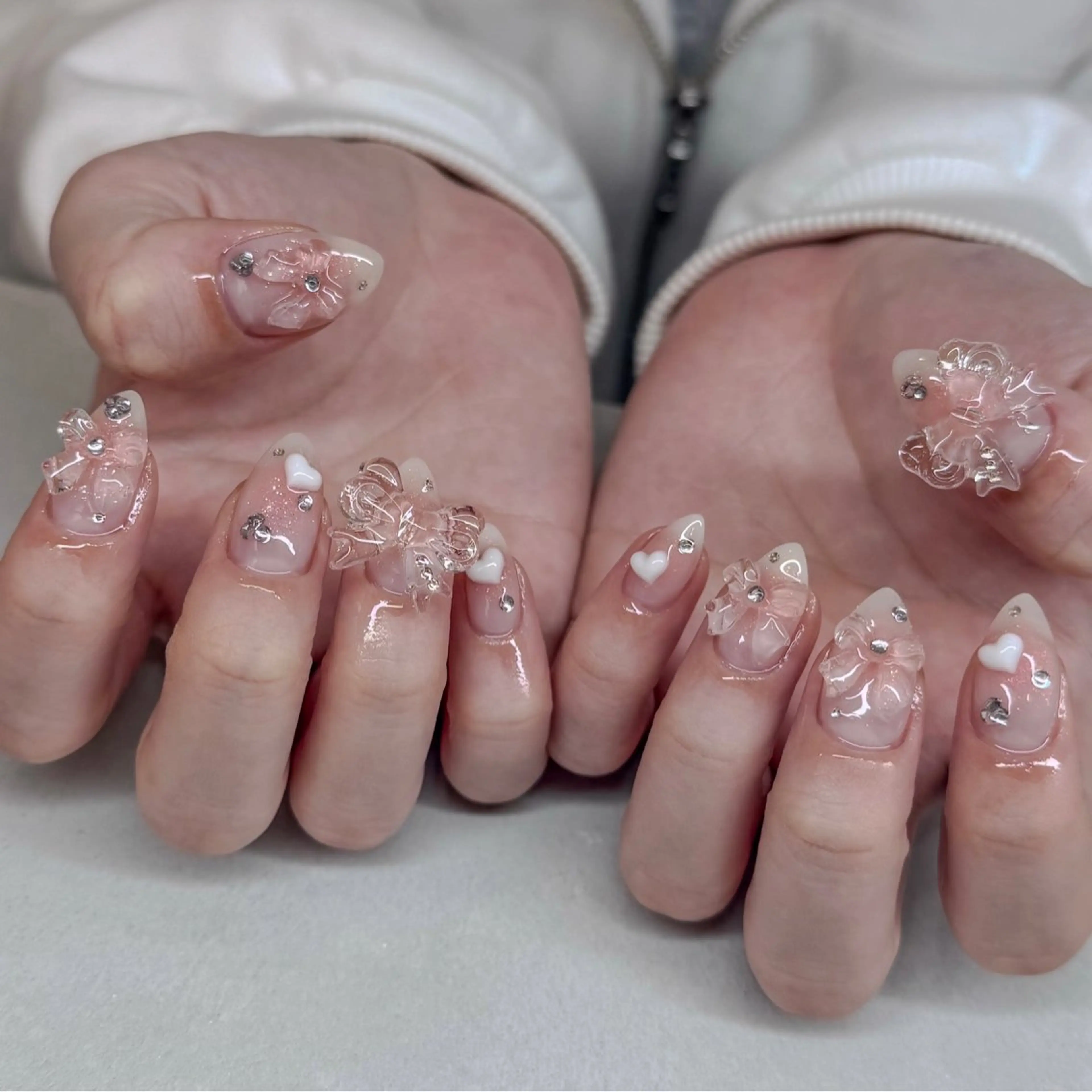 ネイル バレンタイン ハンドネイル ハンドケア num-fi Aiのネイルデザイン