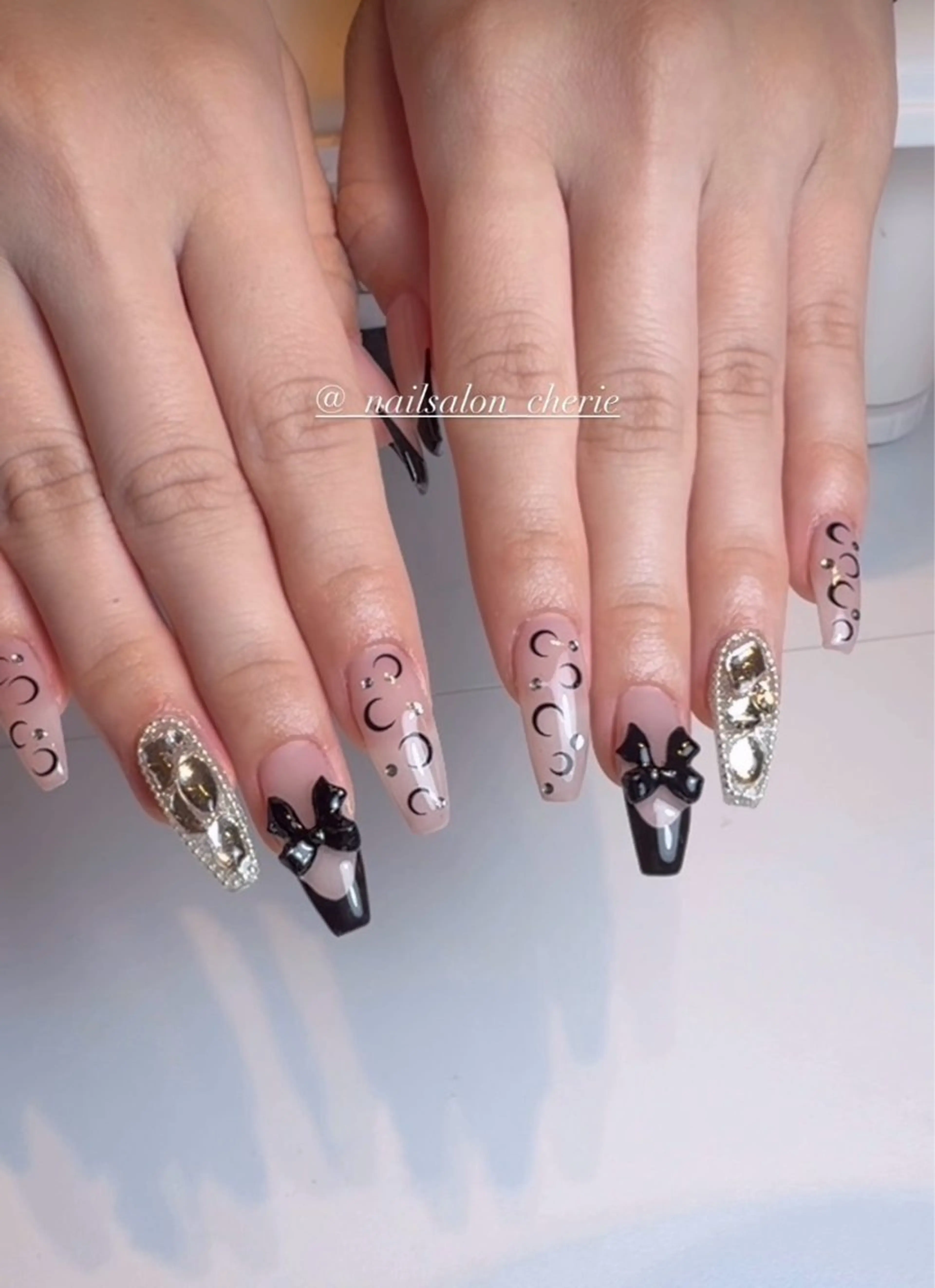 ネイル ハンドネイル nailsalon cherieのネイルデザイン