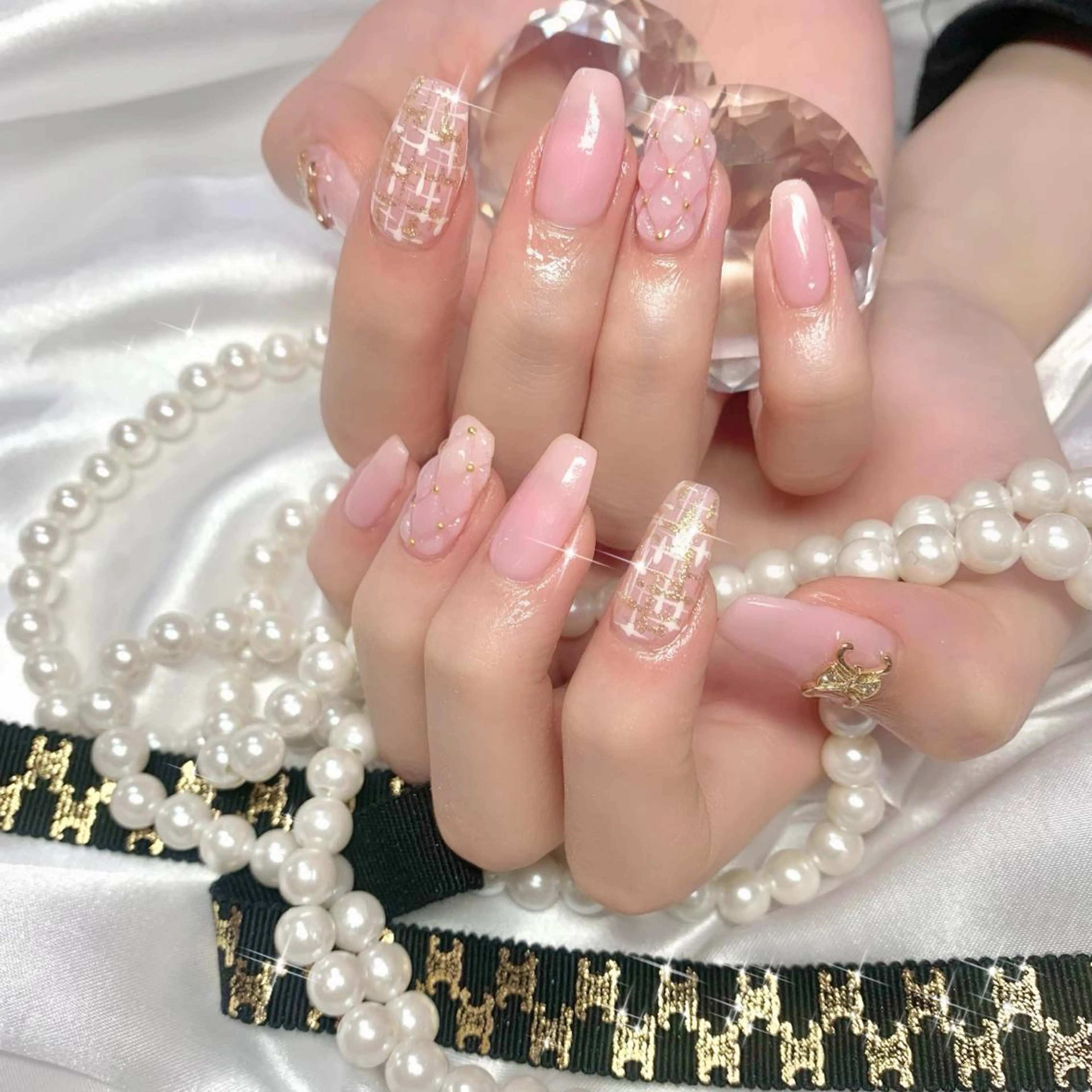 ネイル élu by Noriko 前原のネイルデザイン