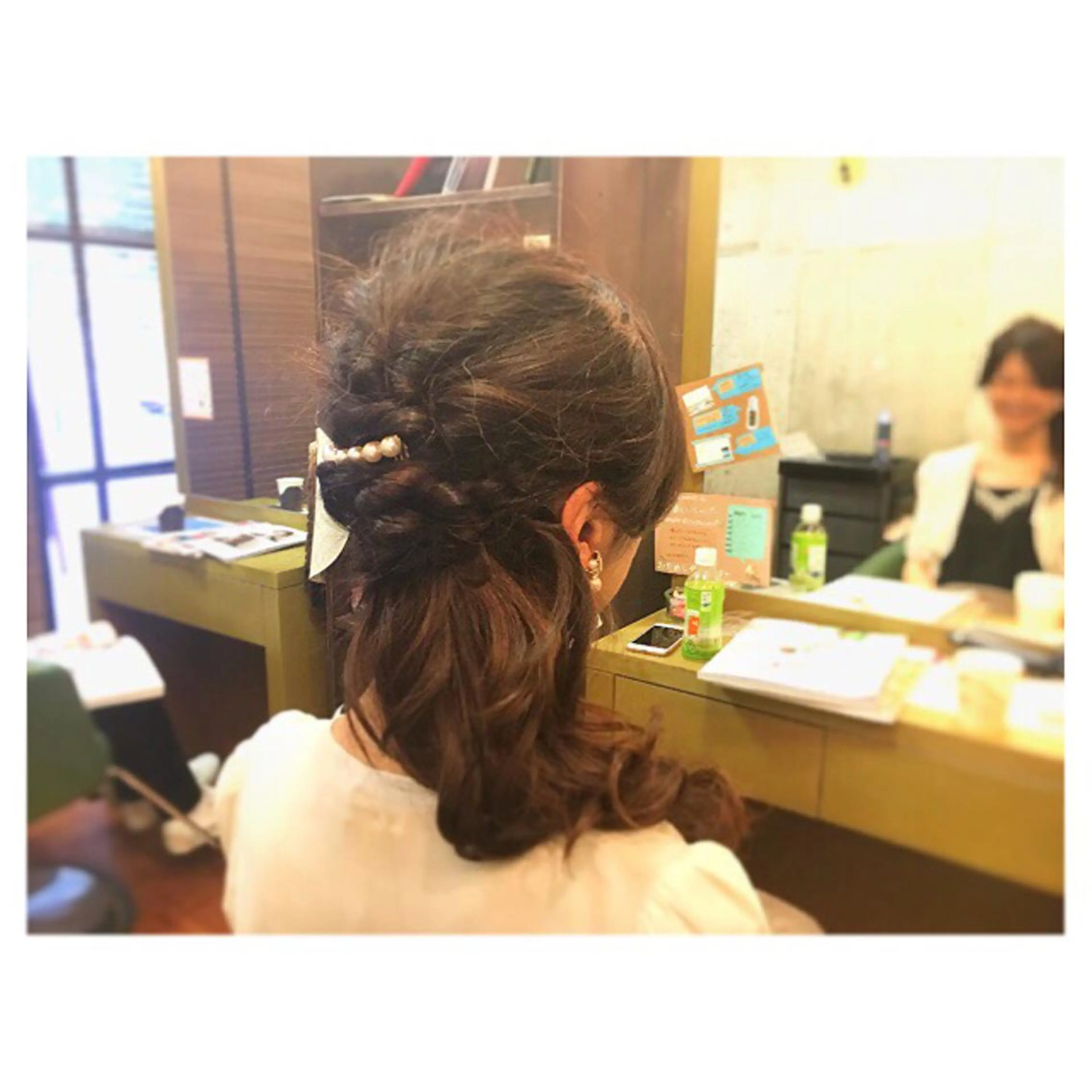 ミディアム セミロング ロング ヘアアレンジ ツイスパ・波巻き 🩵片平和香奈のヘアスタイル