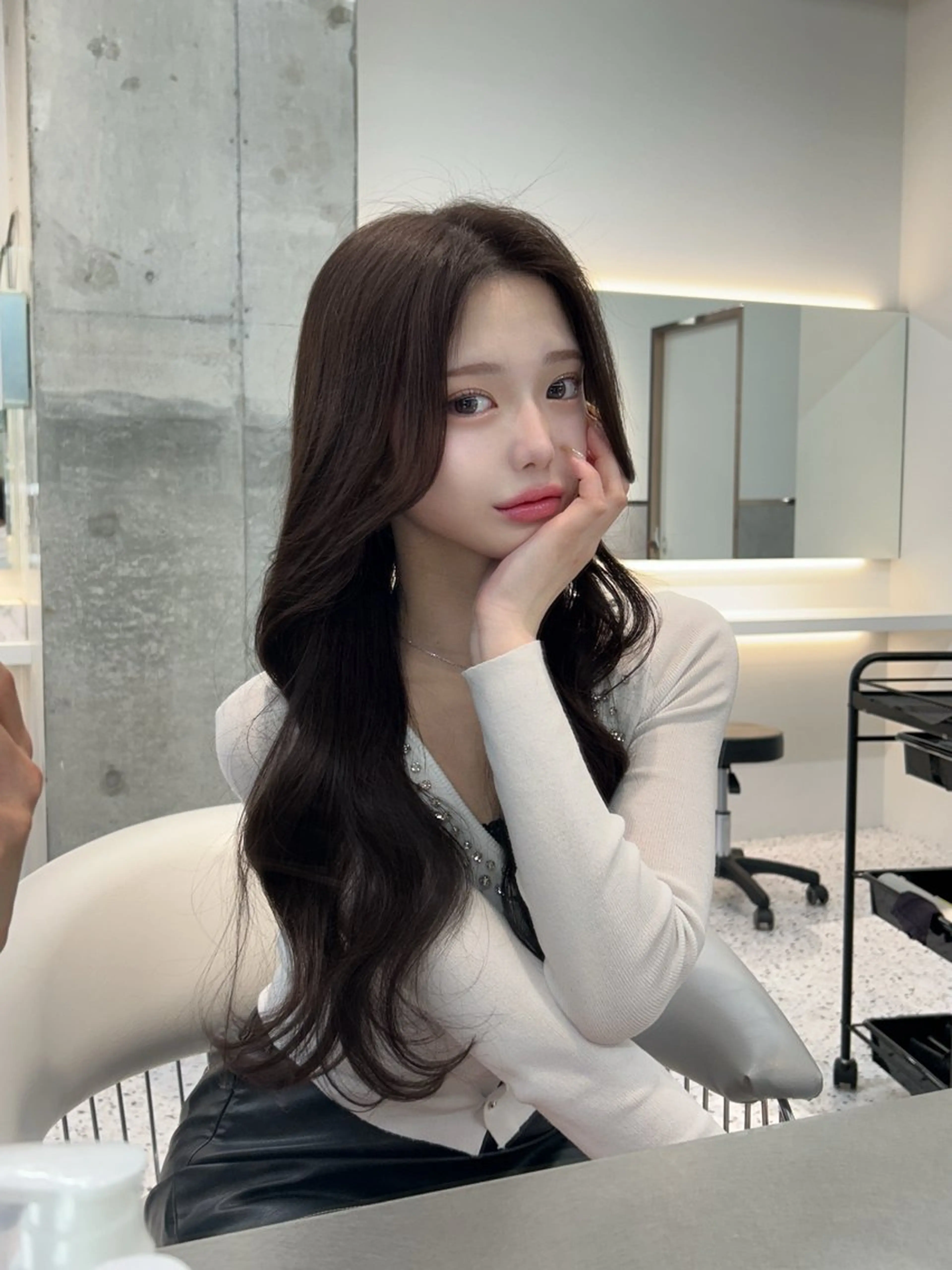 ロング カラー ブリーチ ブリーチなしカラー 髪質改善 レイヤーカット 縮毛矯正 【博多髪質改善】 吉村　清志のヘアスタイル