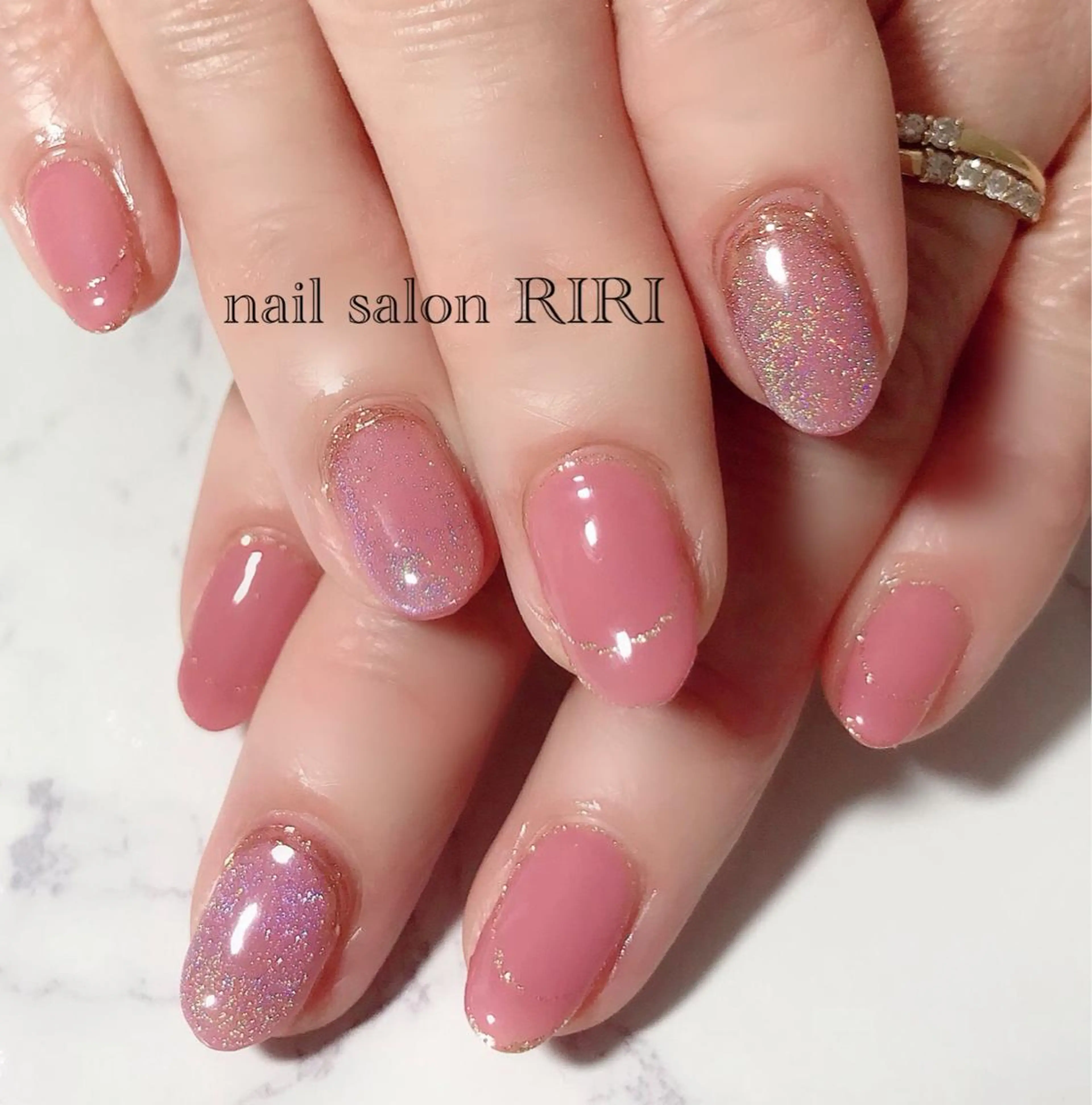 ネイル マグネットネイル RIRI リリのネイルデザイン