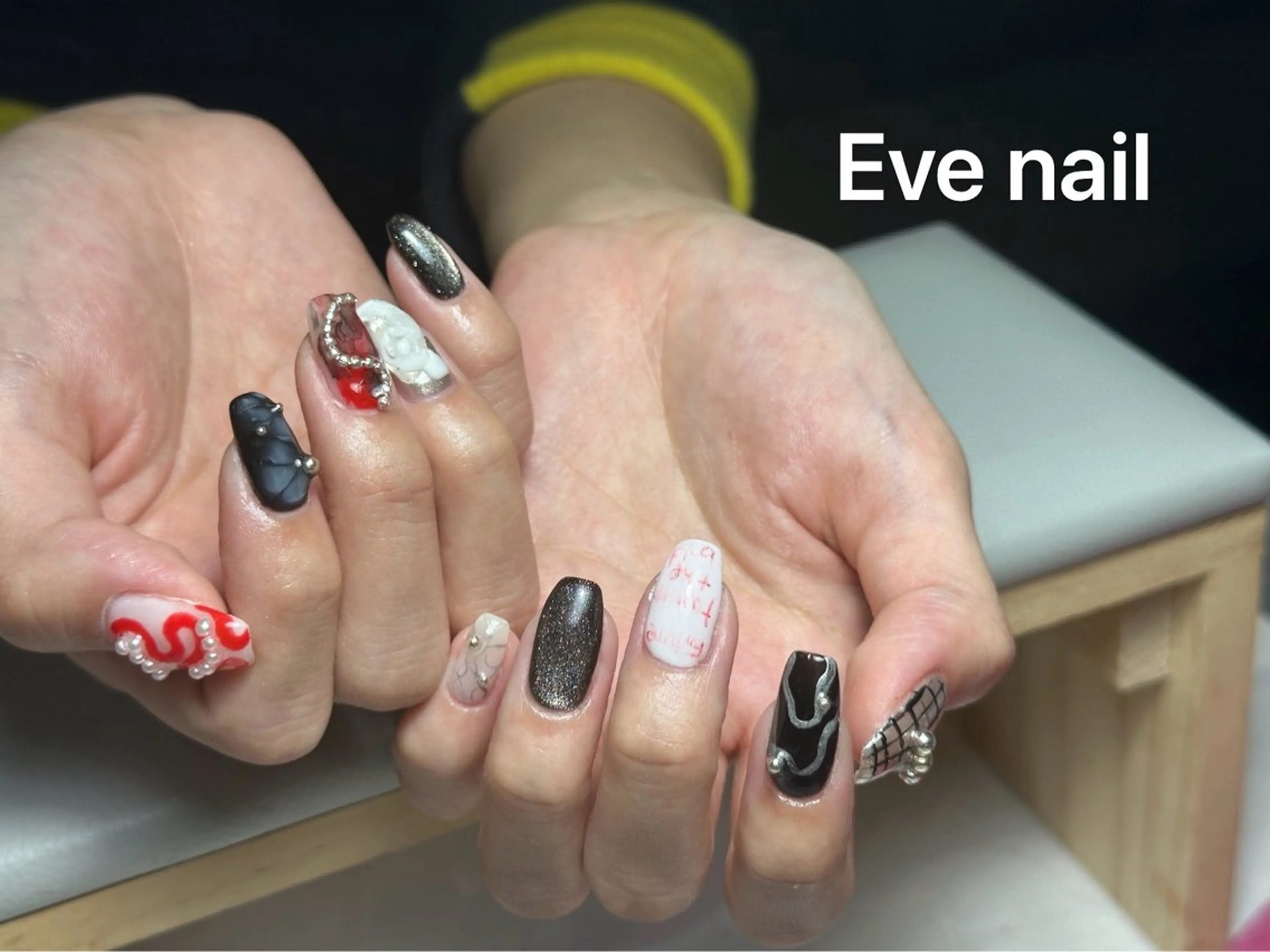 ネイル Eveネイル チップスカルプ専門店のネイルデザイン