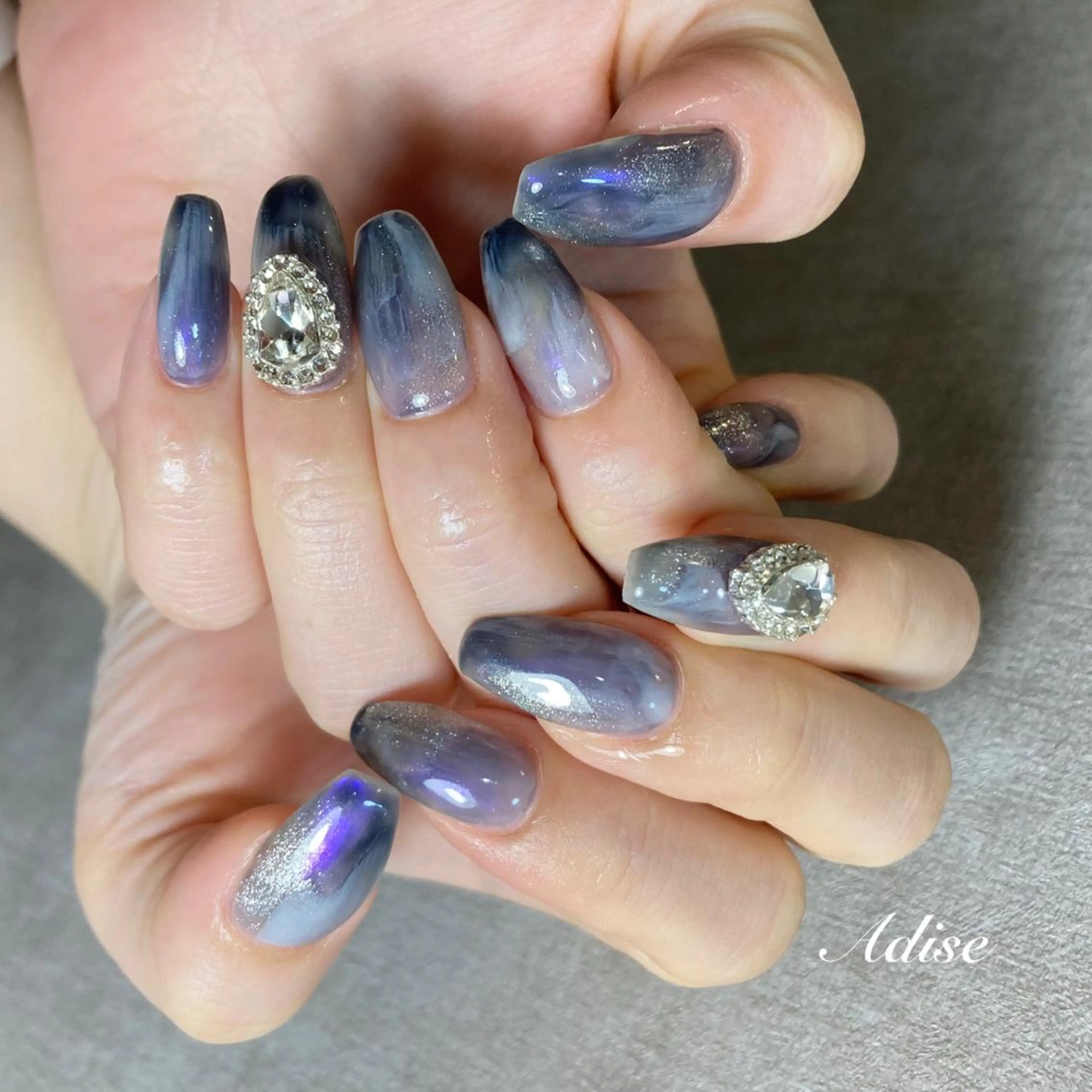 ネイル フレンチネイル グラデーション ニュアンスネイル オフィスネイル 第一印象専門サロン ADISEのエステ・リラクイメージ