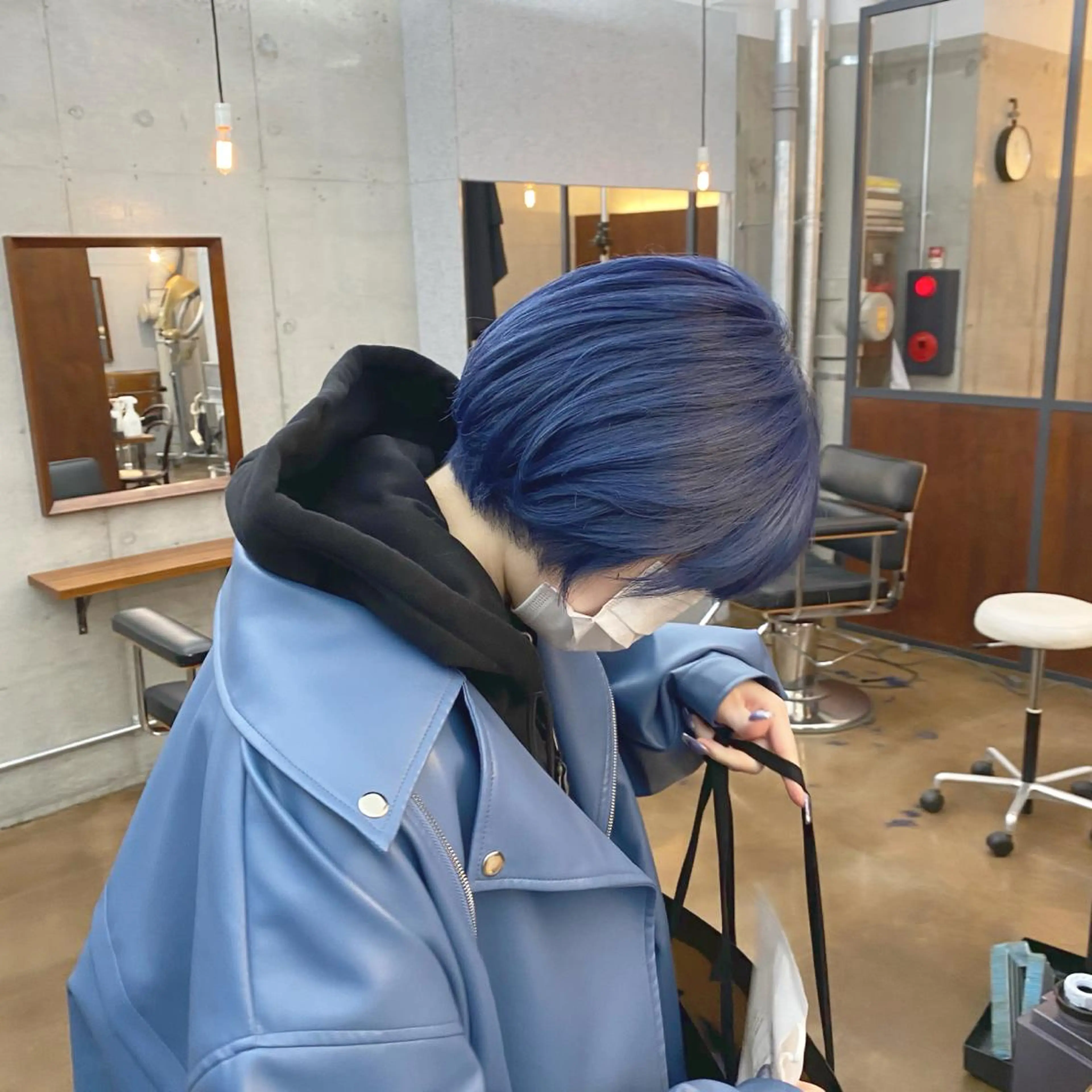 ショート カラー ショートボブ ブルーカラー ネイビーカラー ボブ ショートヘア ハイトーン/デザイン hirokiのヘアスタイル