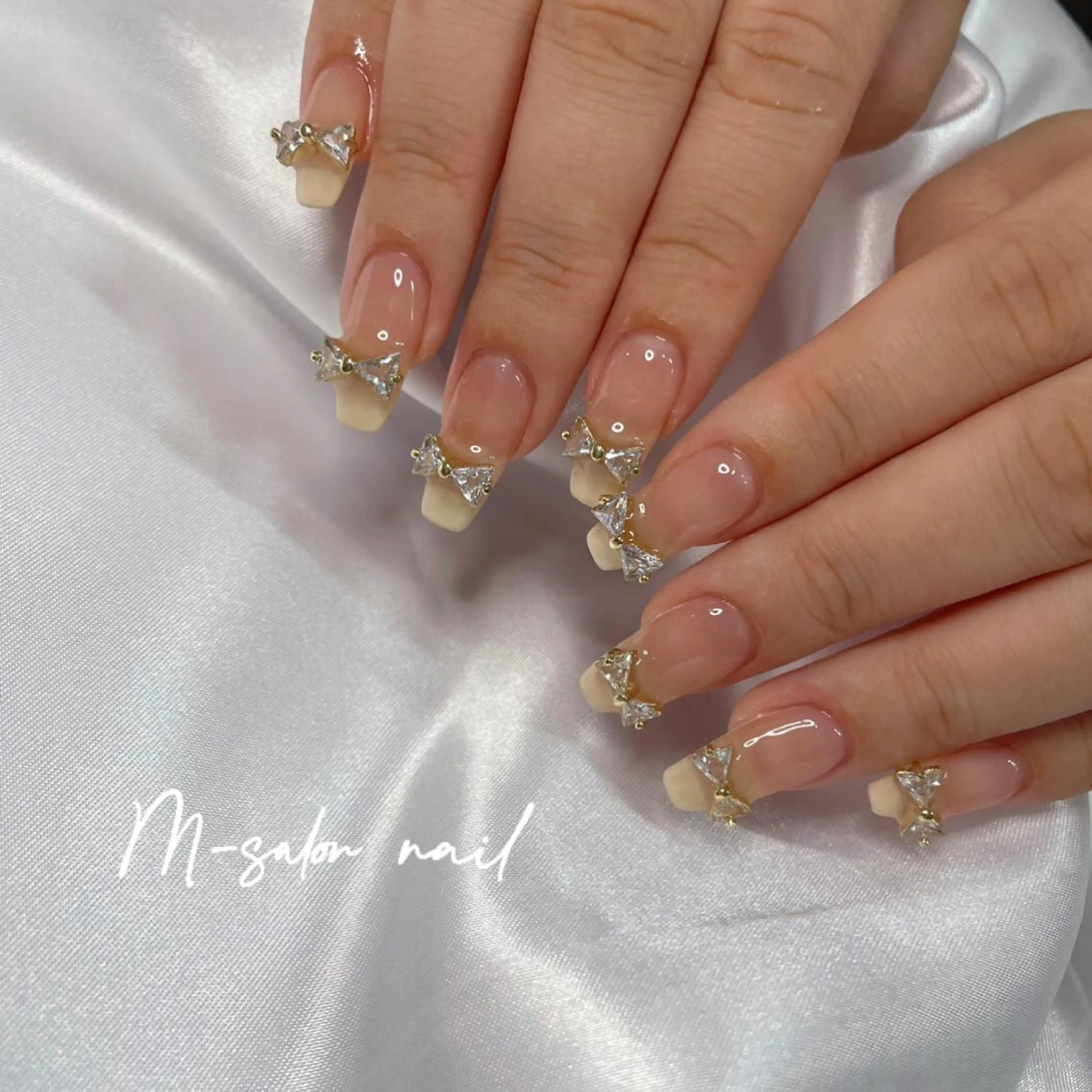 ネイル リボン ハンドネイル 韓国/網紅/パーツ M-salonのネイルデザイン