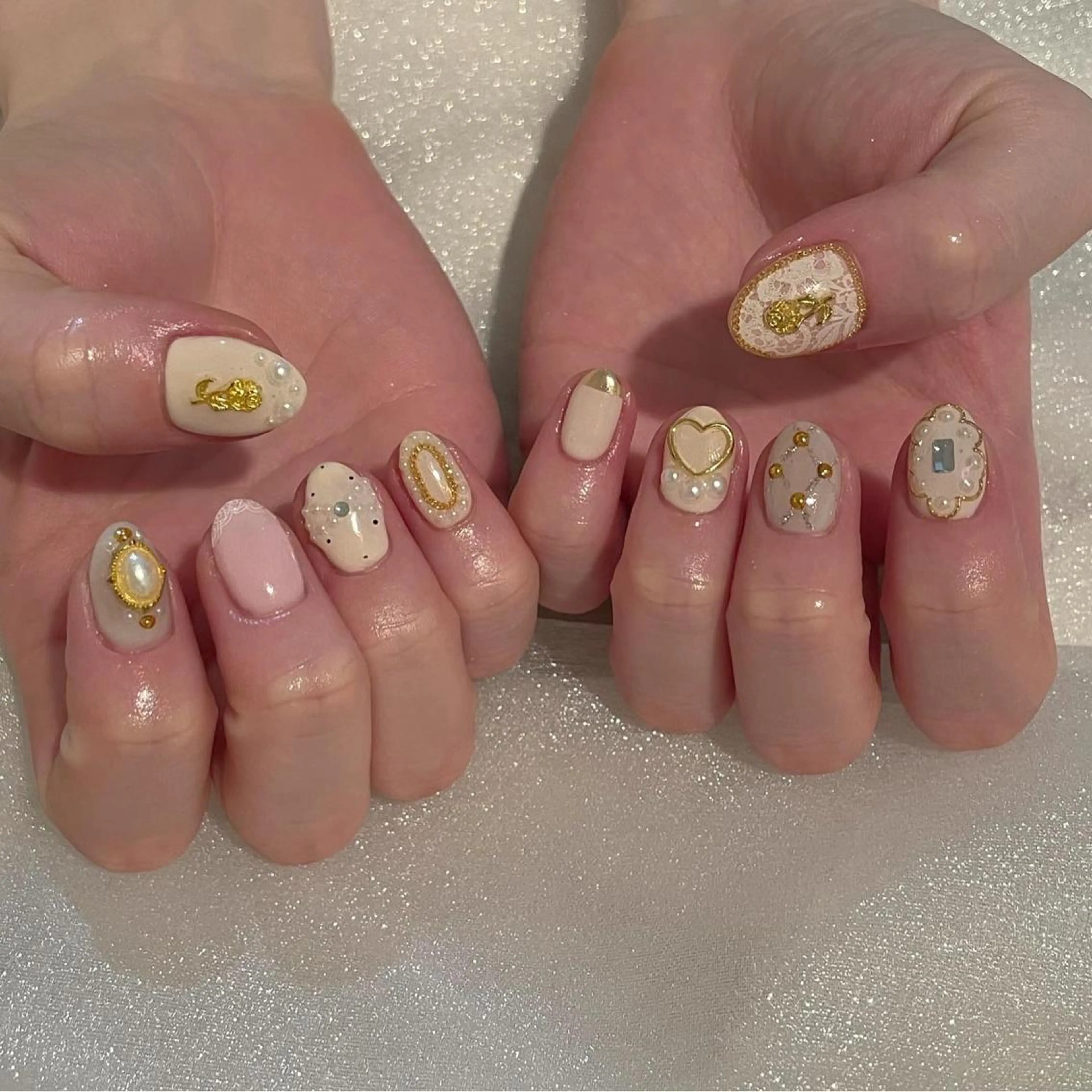 ネイル ガーリー ハンドネイル ハンドケア lylynail YUUKAのネイルデザイン