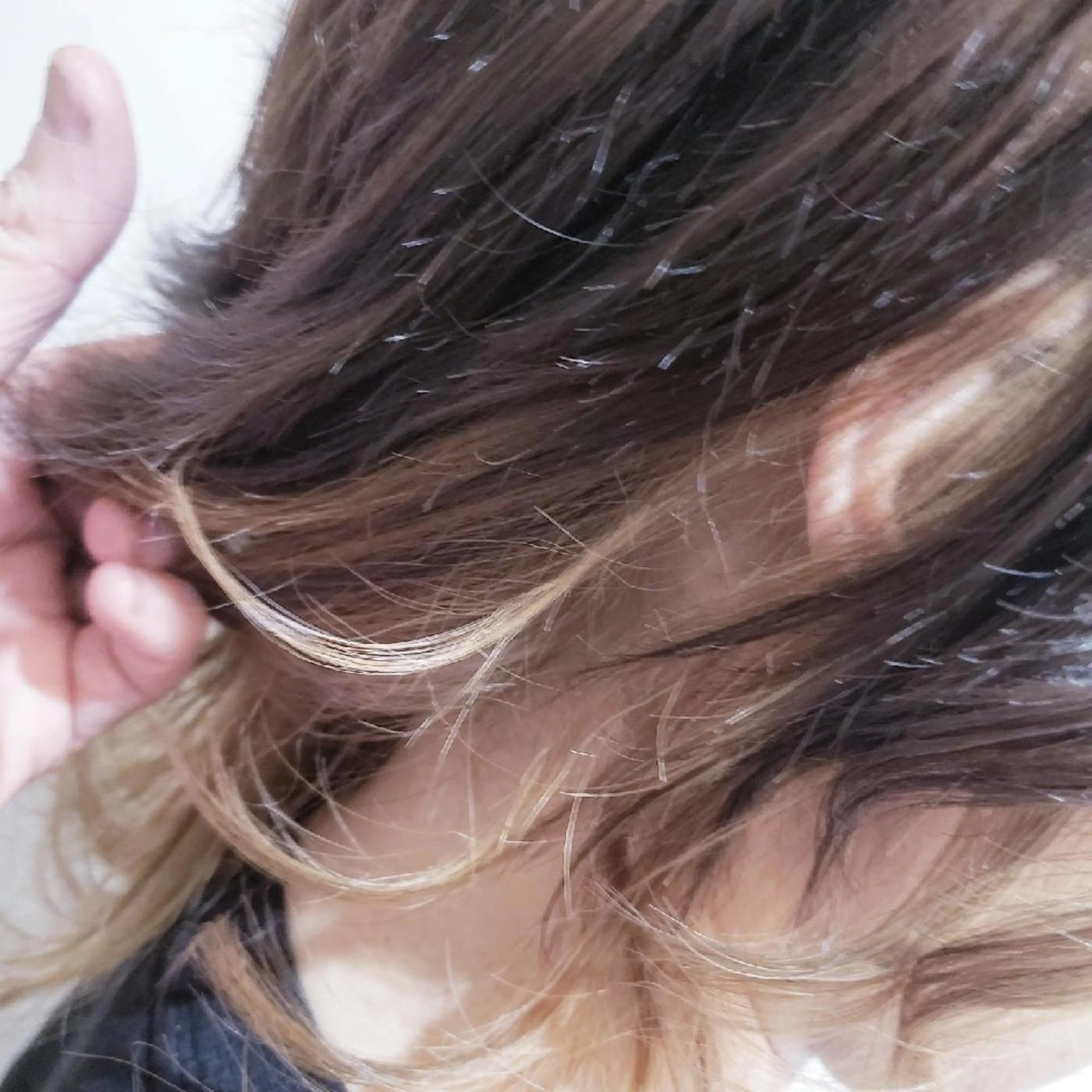 カラー ミディアム 饒平名 知也のヘアスタイル