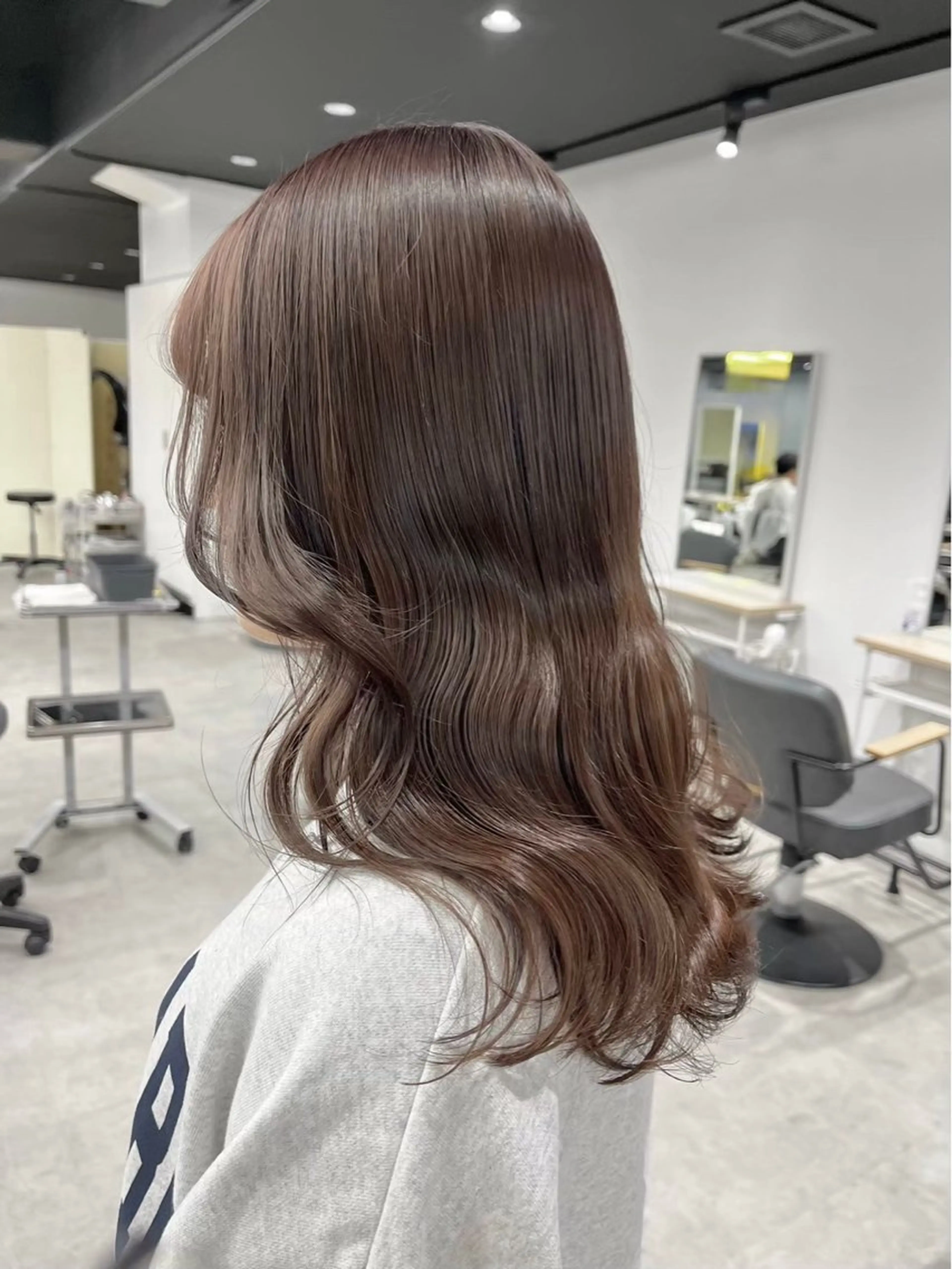 ロング ARISA︎ メンズハイトーンのヘアスタイル