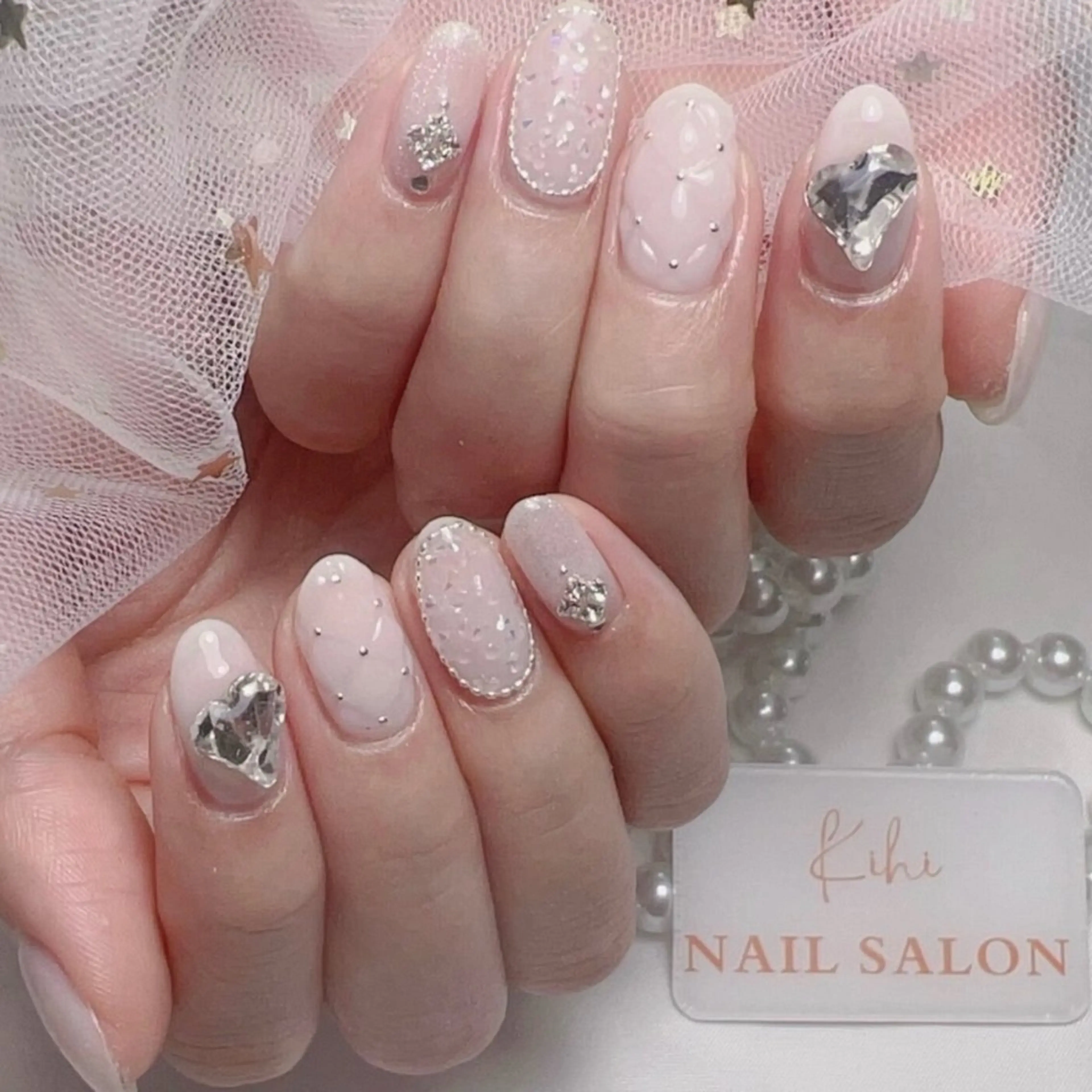 ネイル アートネイル フレンチネイル ジェルネイル グラデーション 韓国ネイル ハンドネイル 💕鈴木ユリ パラジェル/オフ無料のネイルデザイン