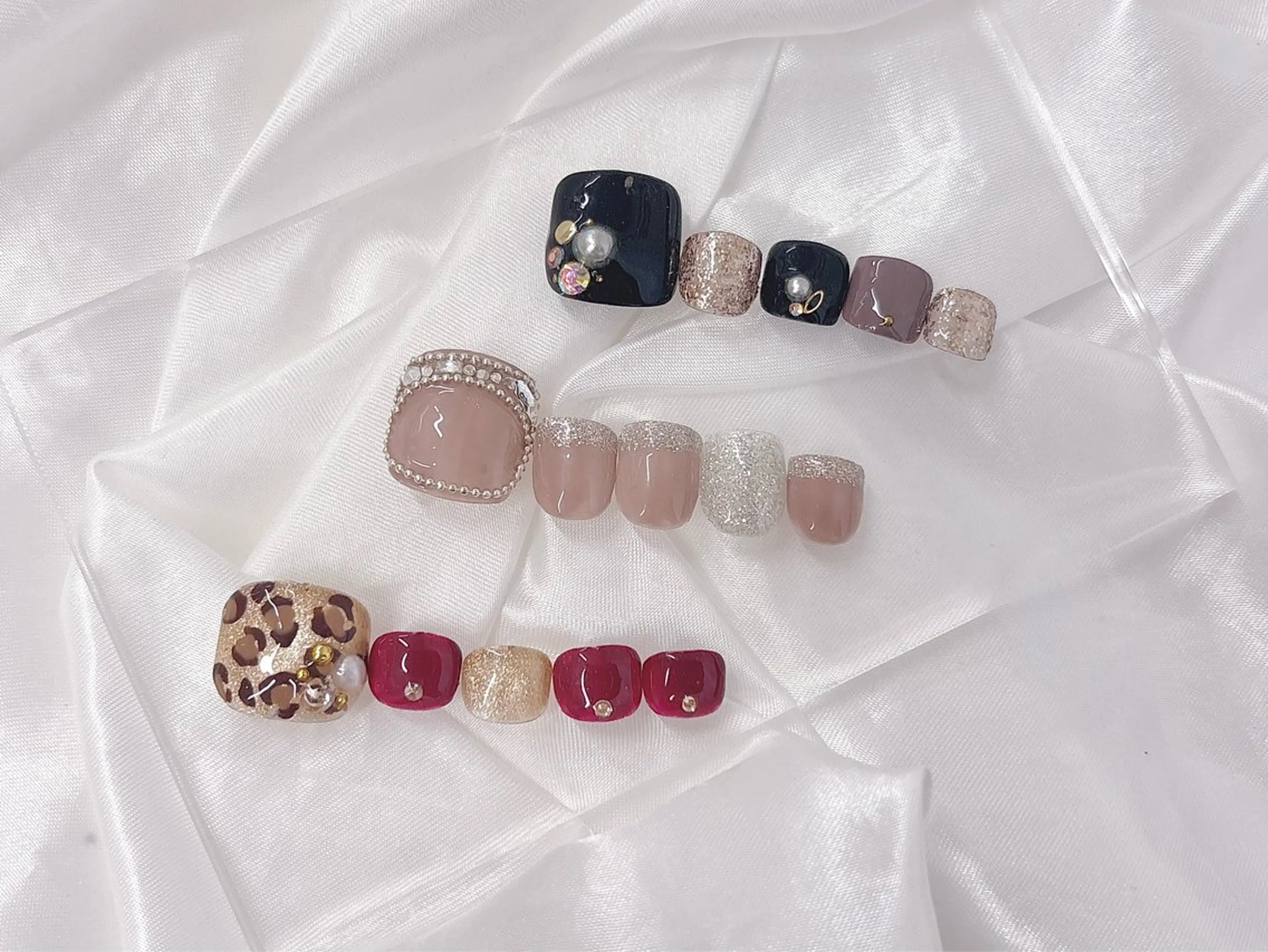 ネイル フットネイル Regene ARAKIのネイルデザイン