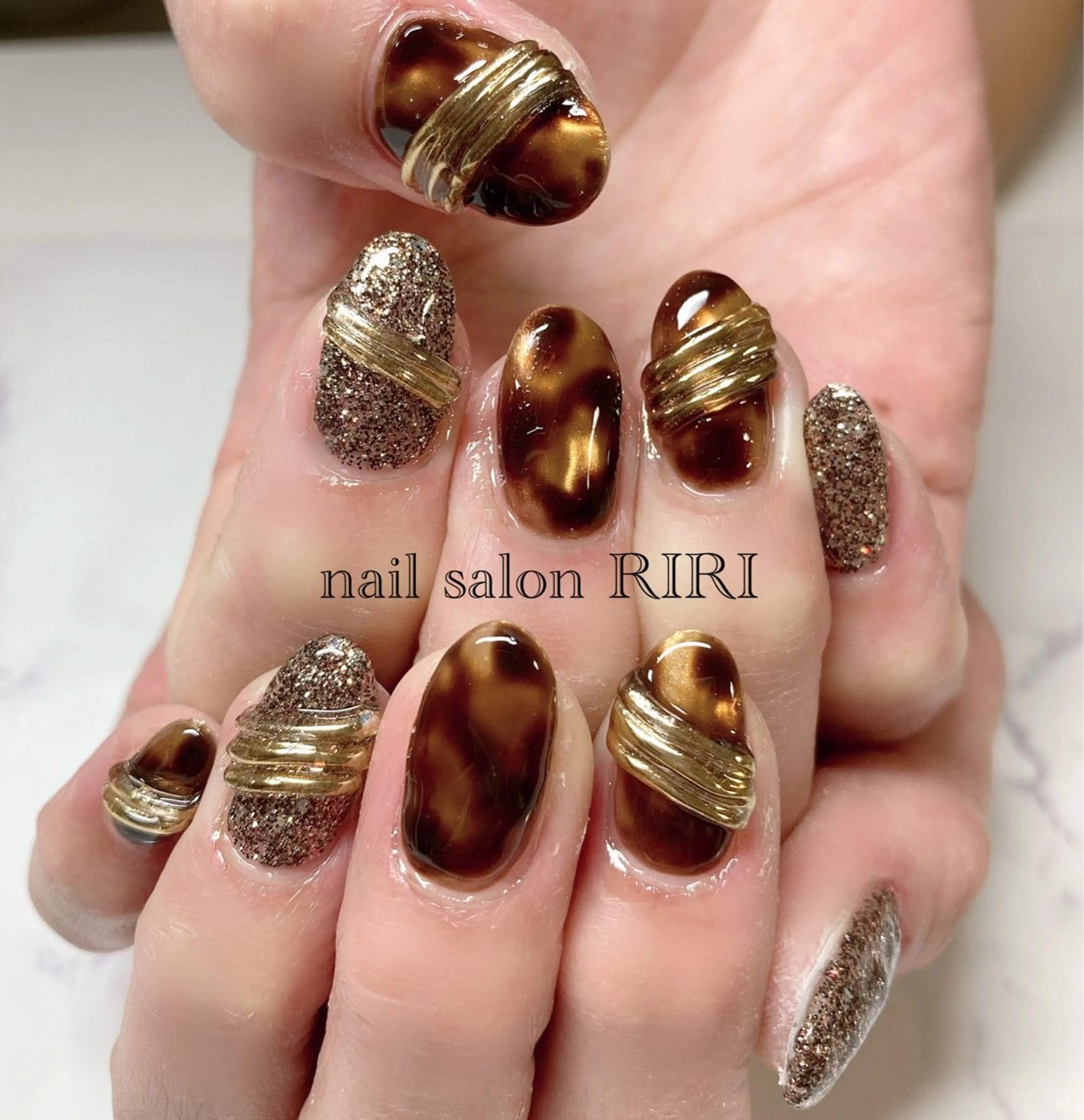 ネイル べっ甲ネイル private  nail  salon RIRI所属・RIRI リリのネイルデザイン