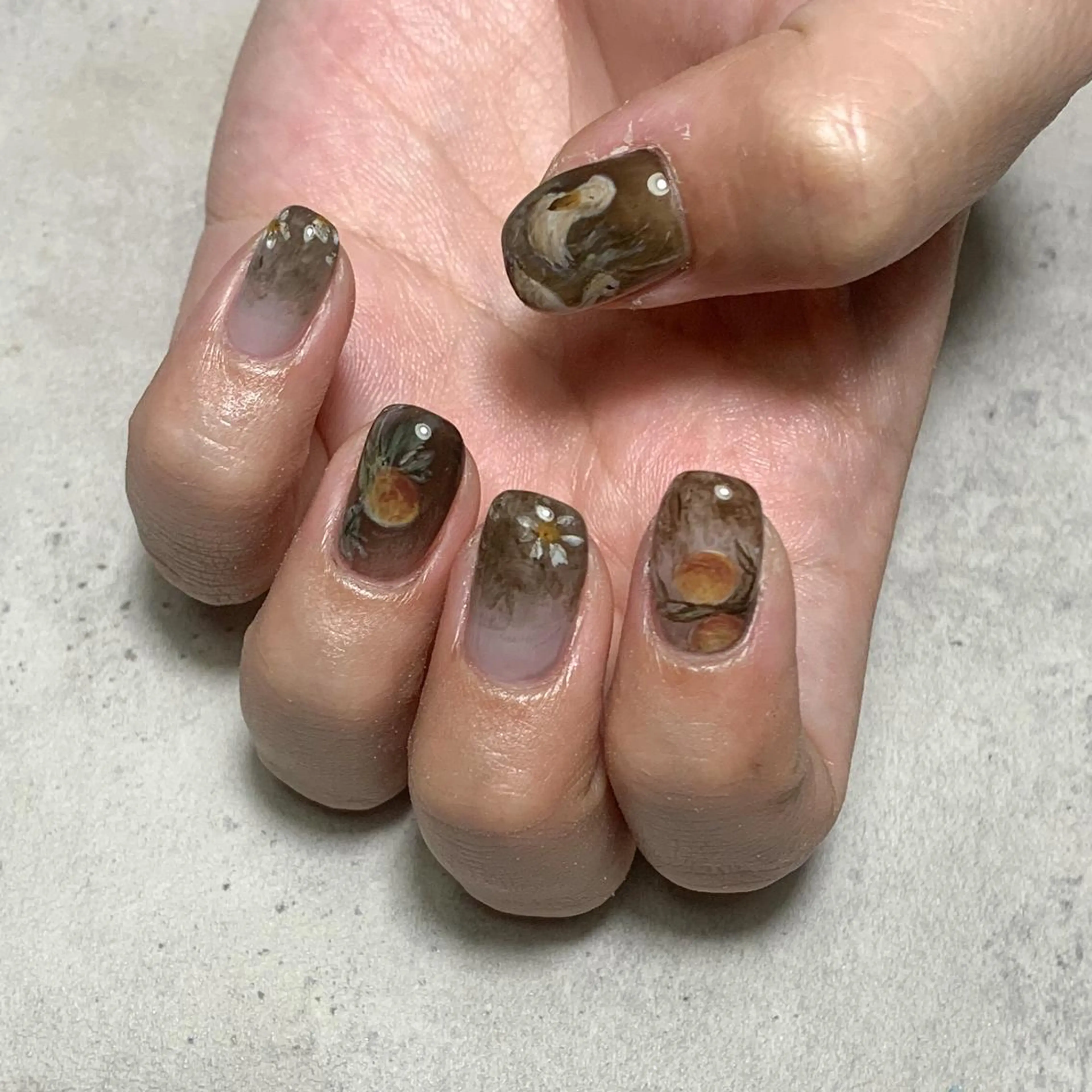 ネイル ハンドネイル FIORITURA aiのネイルデザイン