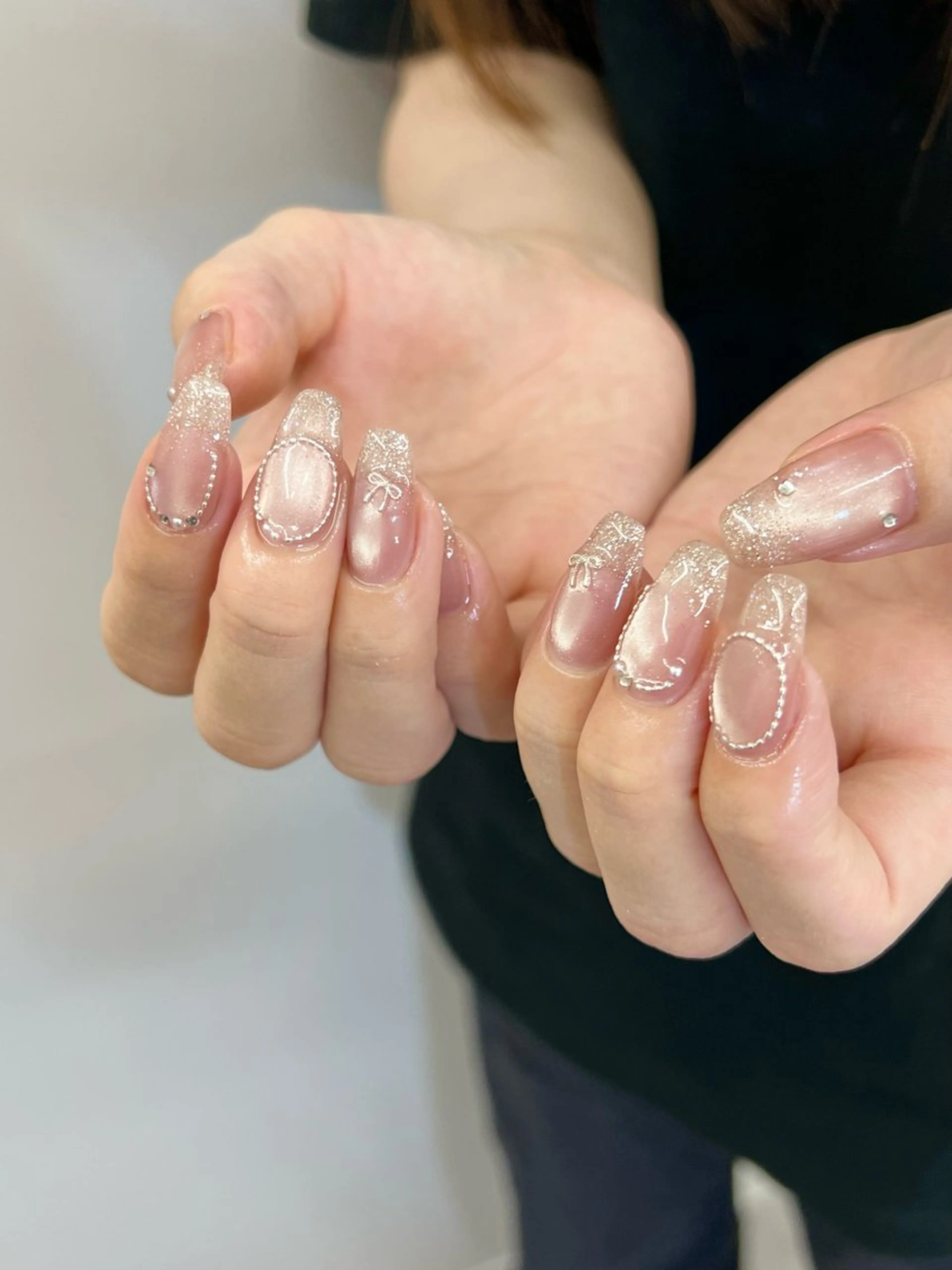 ネイル ジェルネイル キラキラネイル マグネットネイル ニュアンスネイル パラジェル ハンドネイル ハンドケア Bana_ Nailのネイルデザイン
