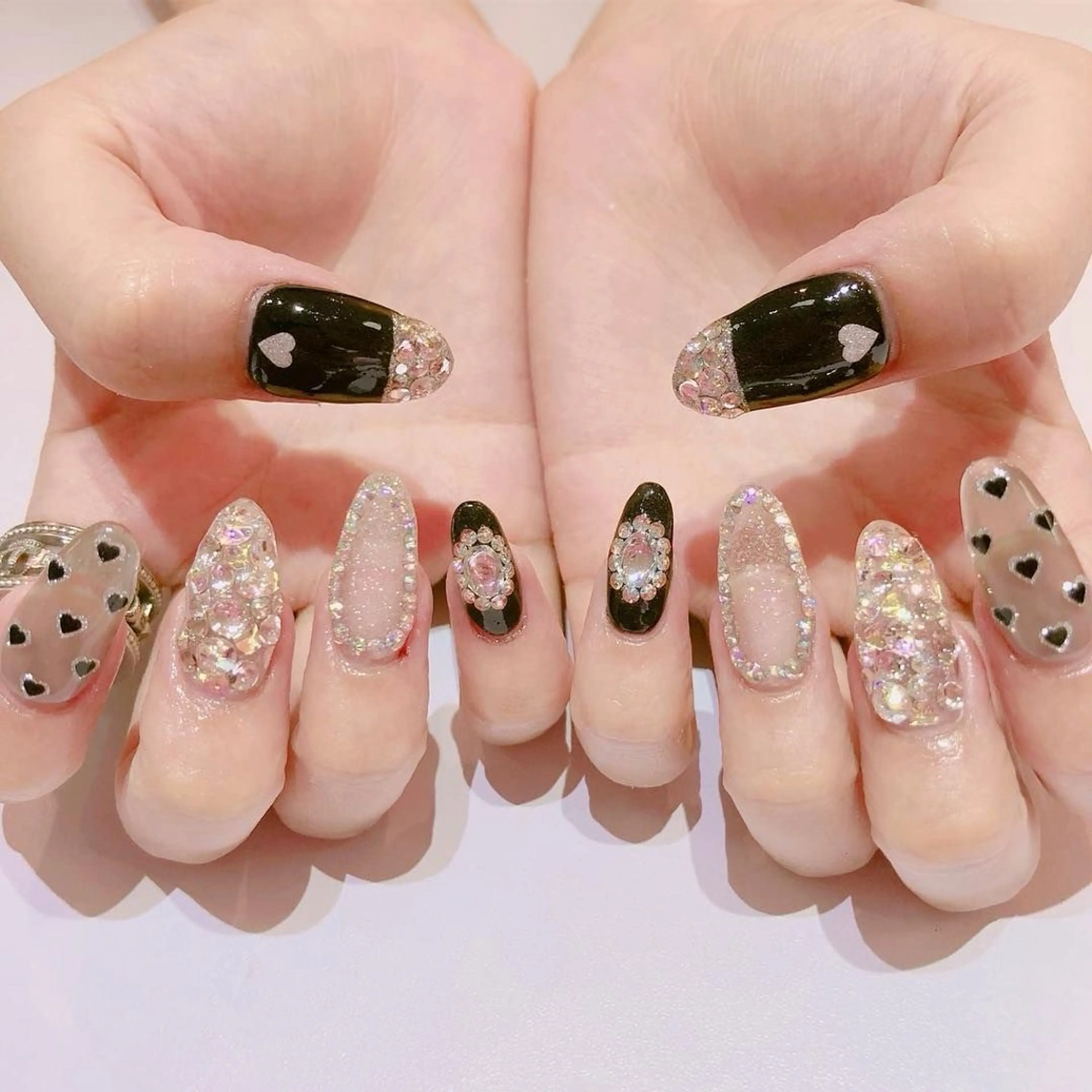 ネイル マグネットネイル ニュアンスネイル ピンク 冬ネイル Lee Nailsのネイルデザイン