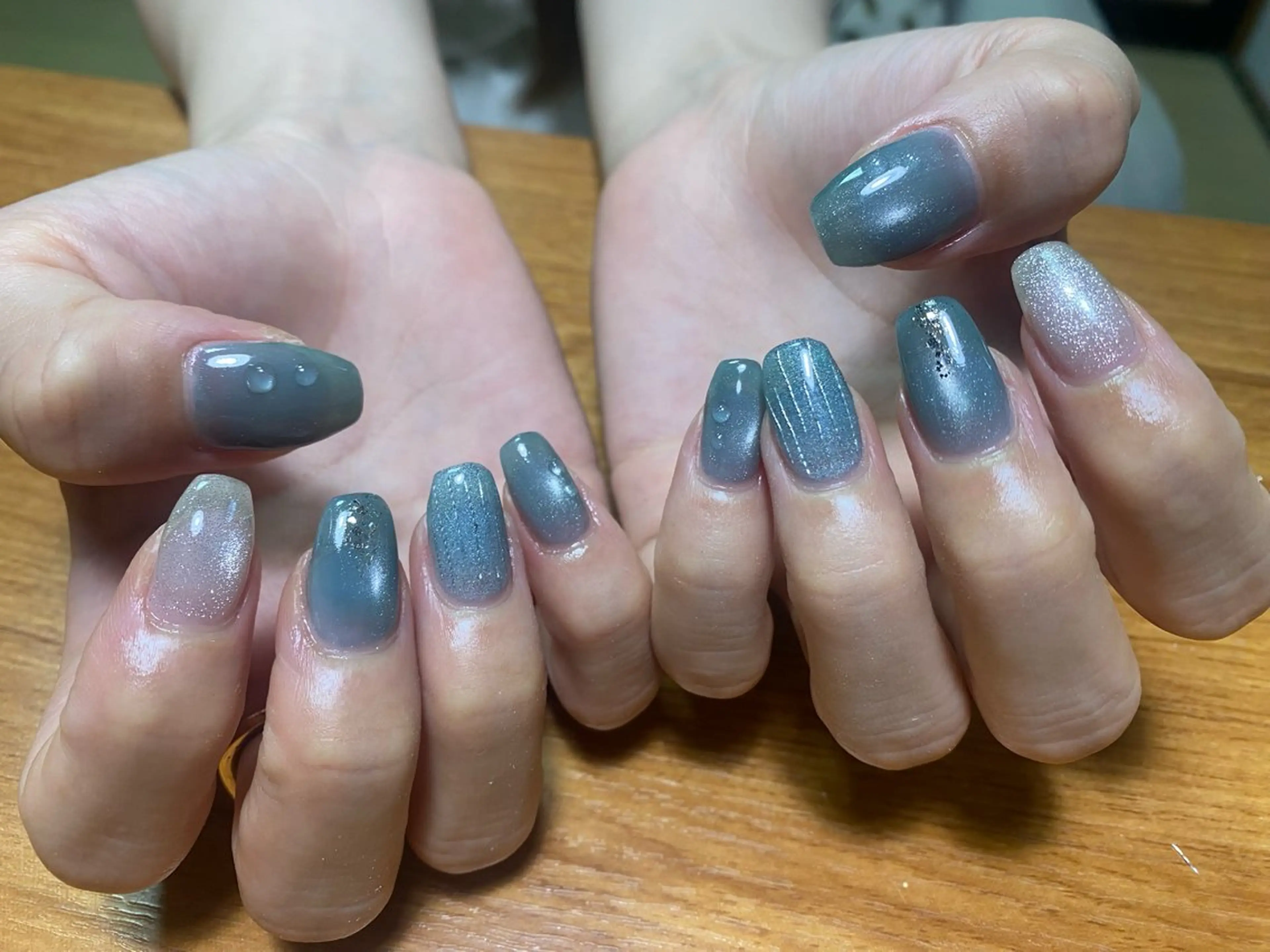 ミディアム 牧野 真都華のネイルデザイン