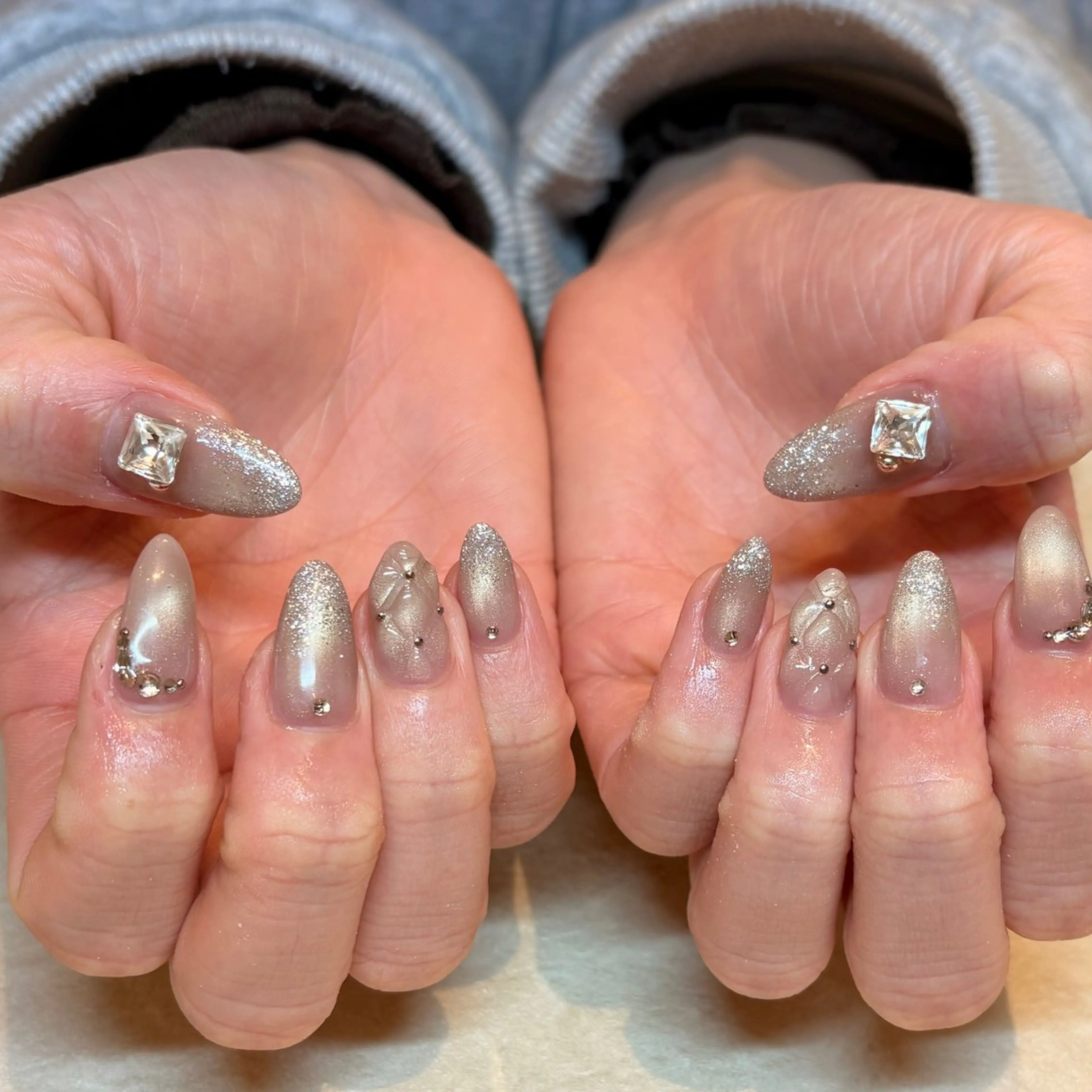 ネイル ハンドネイル ネイルサロン エルフィンのネイルデザイン