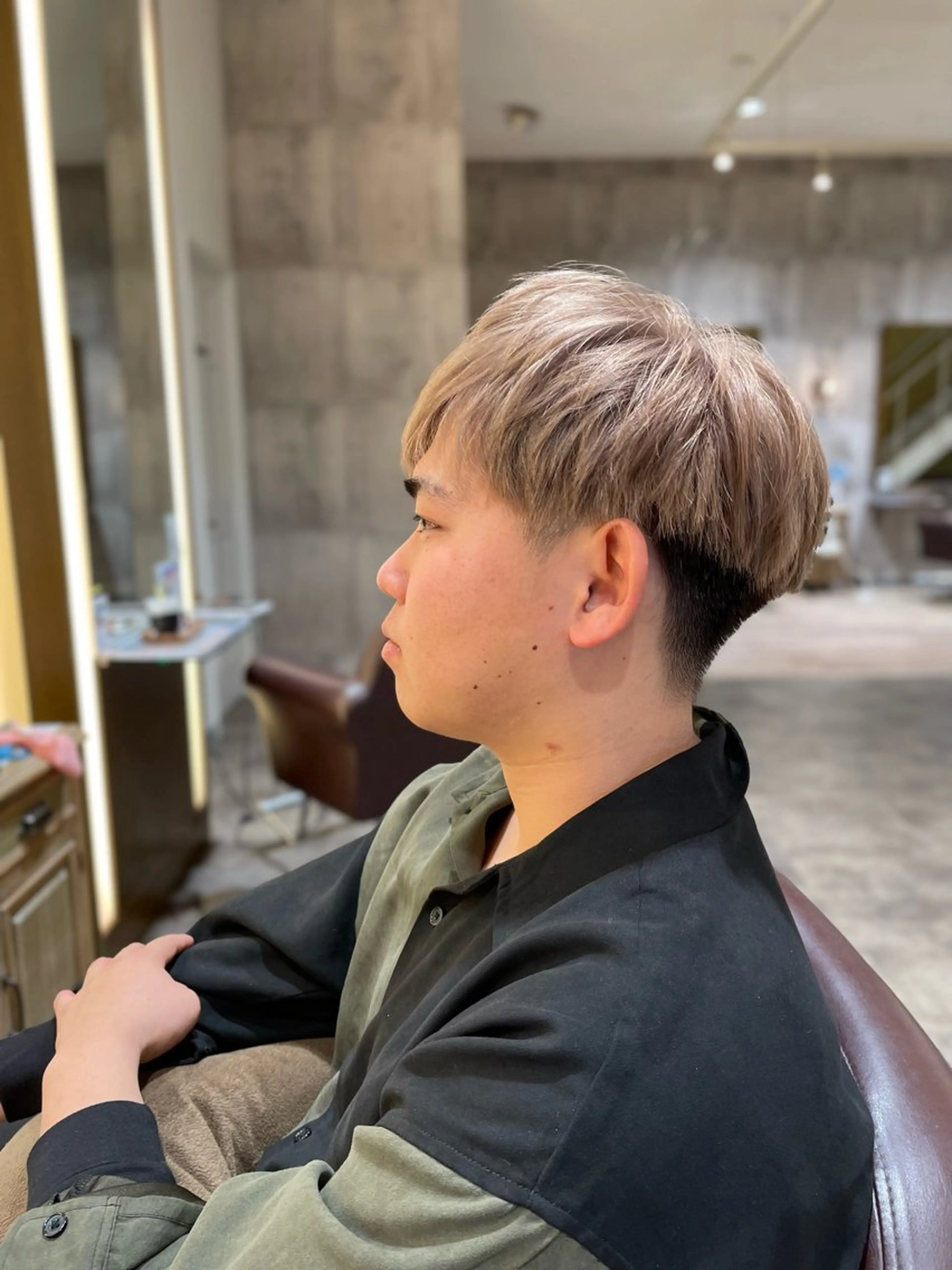 カラー メンズ 透明感カラー ダブルカラー 片山 雄のヘアスタイル