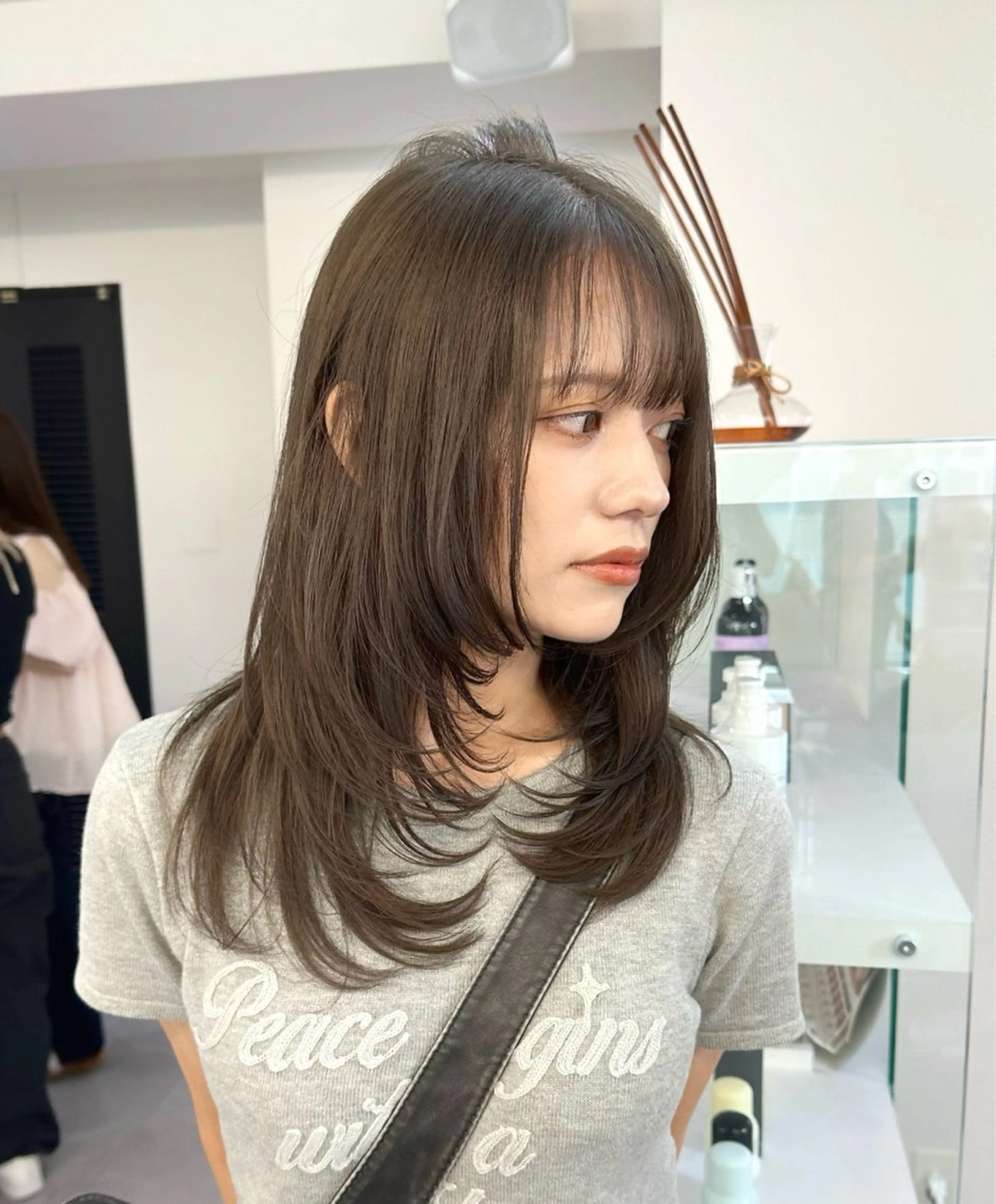 ミディアム AHNKISM所属・レイヤーカット💎 髪質改善のヘアスタイル