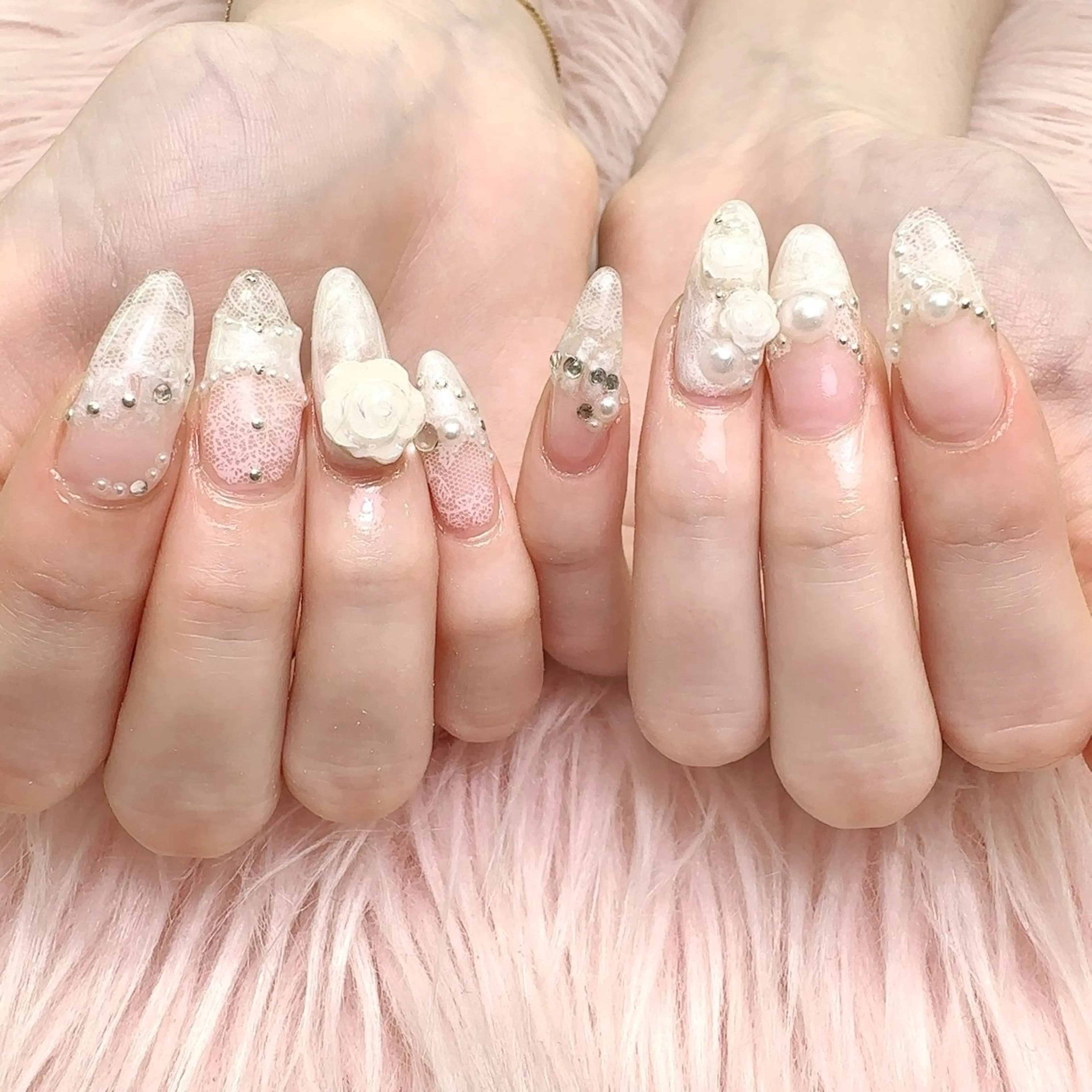 セミロング ハンドネイル フットネイル ネイル&エステ asukaのネイルデザイン