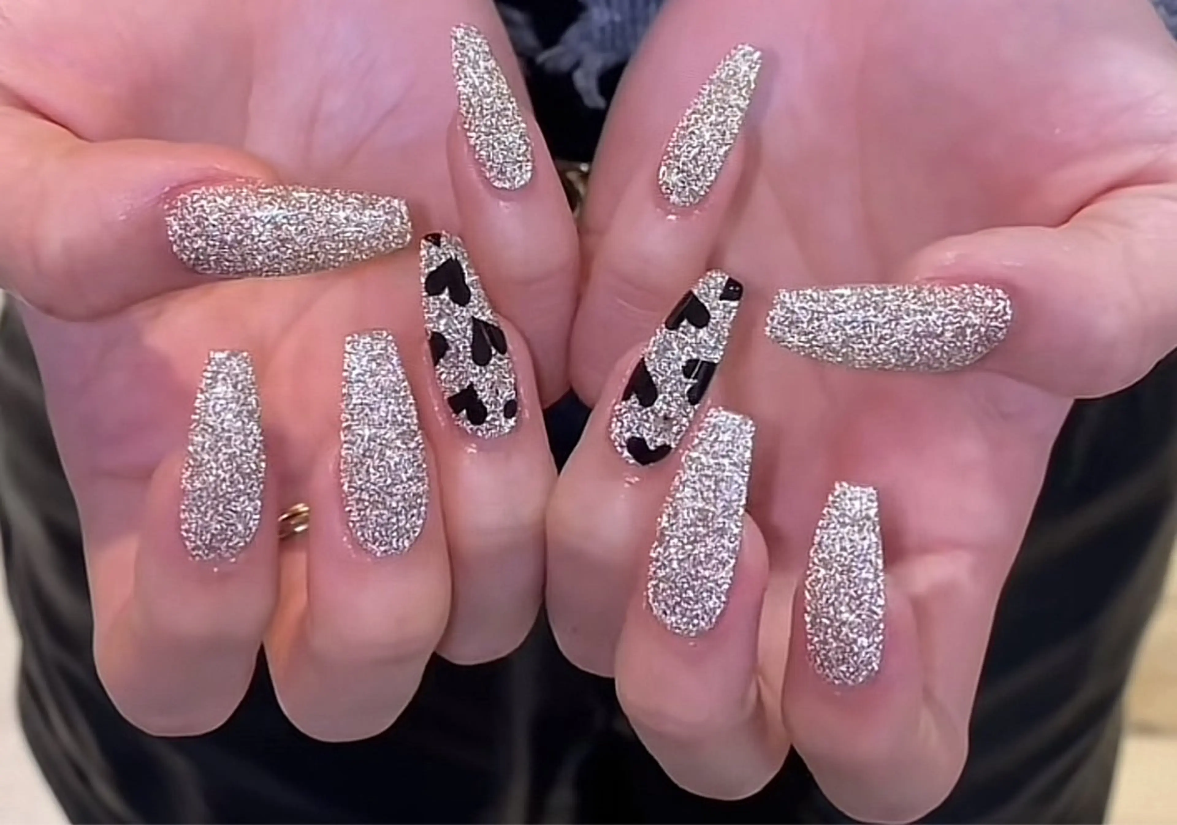 ネイル ハンドネイル LA VENIA所属・Mio Nailのネイルデザイン