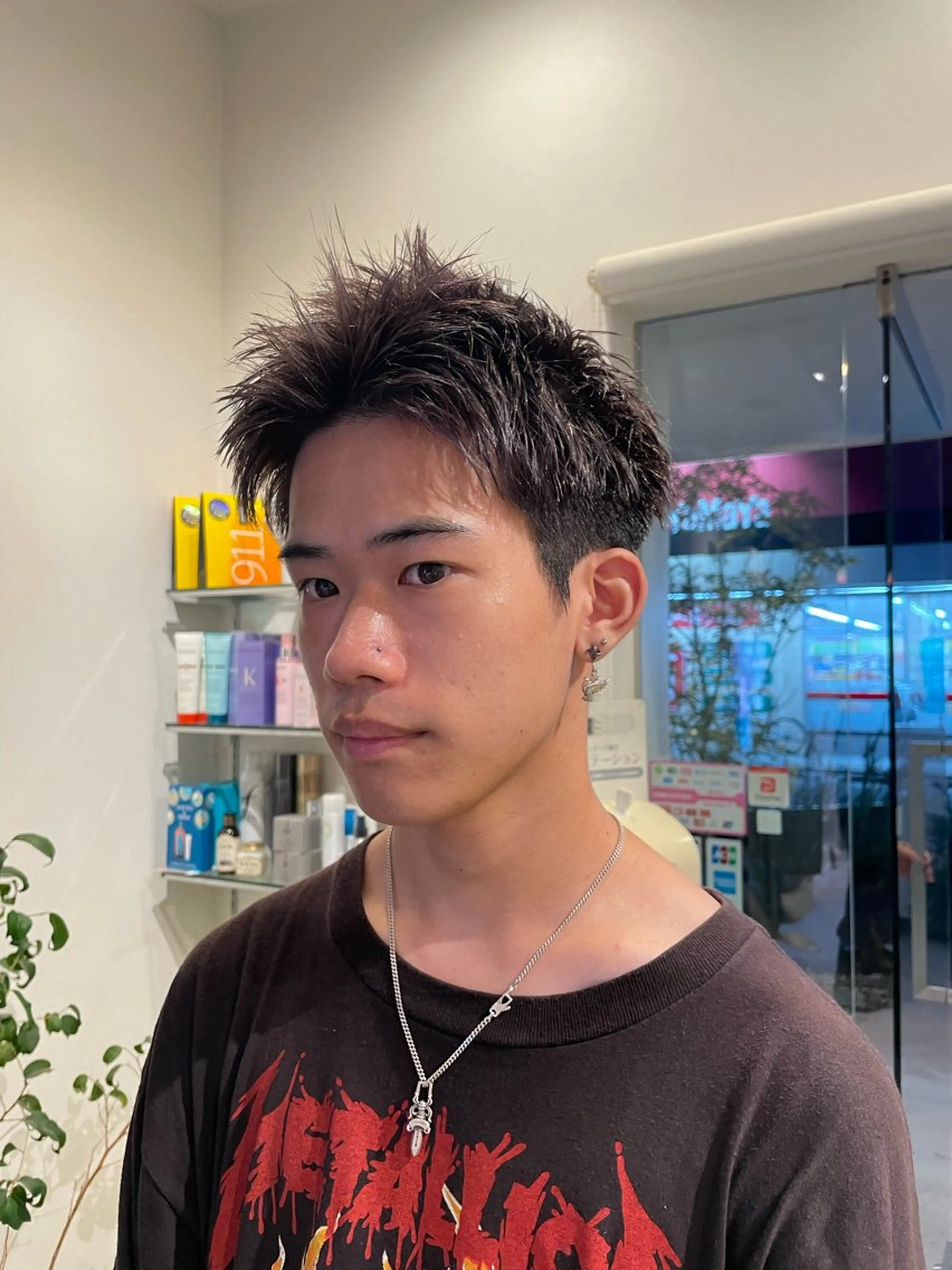 ショート メンズ スパイキーショート ショートヘア 野田 カレンのヘアスタイル