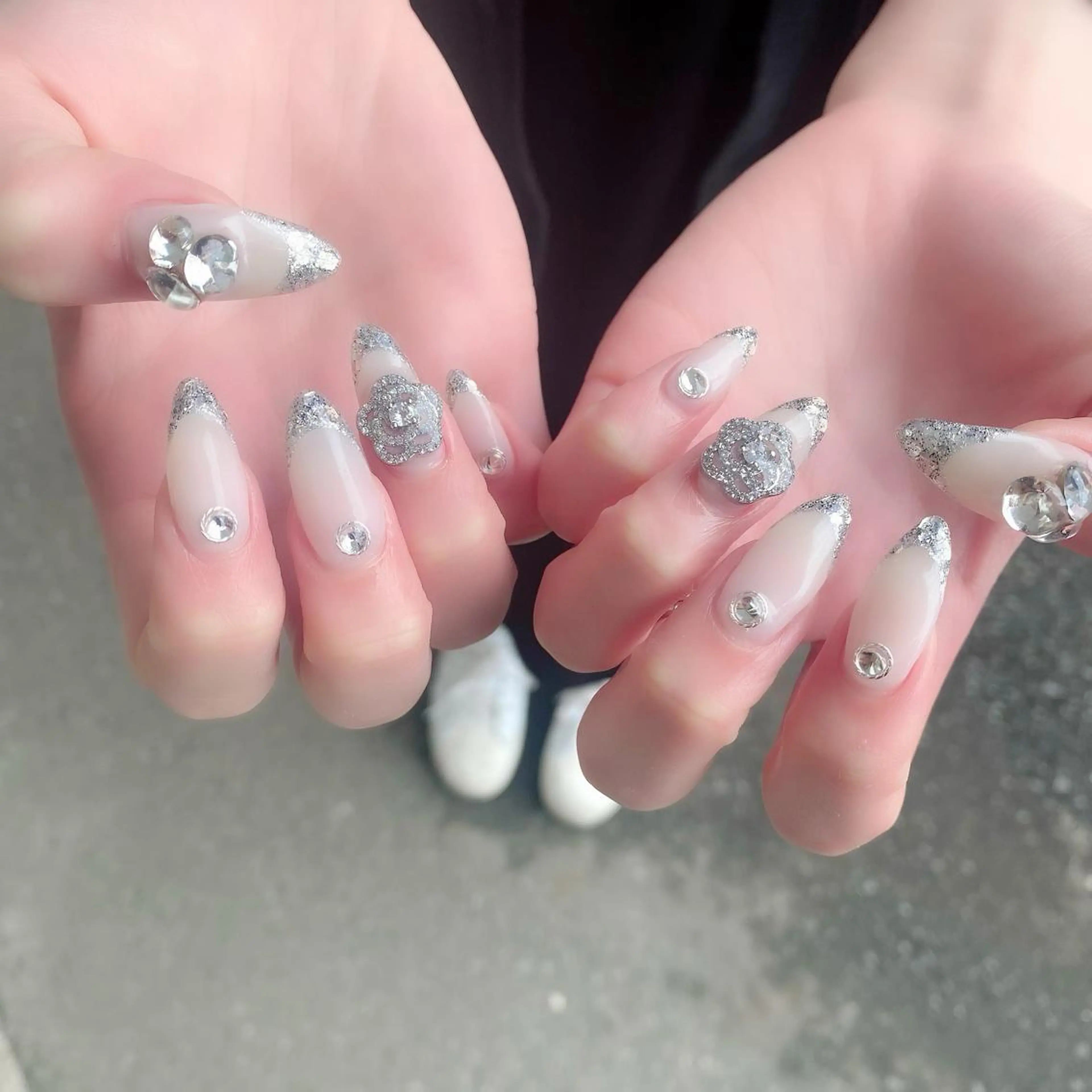 ロング カラー パーマ ヘアアレンジ メンズ キッズ ネイル マツエク・マツパ アイブロウ 眉カラー ゴージャス ロング フレンチネイル ジェルネイル ハンドネイル Salon Ｋのネイルデザイン