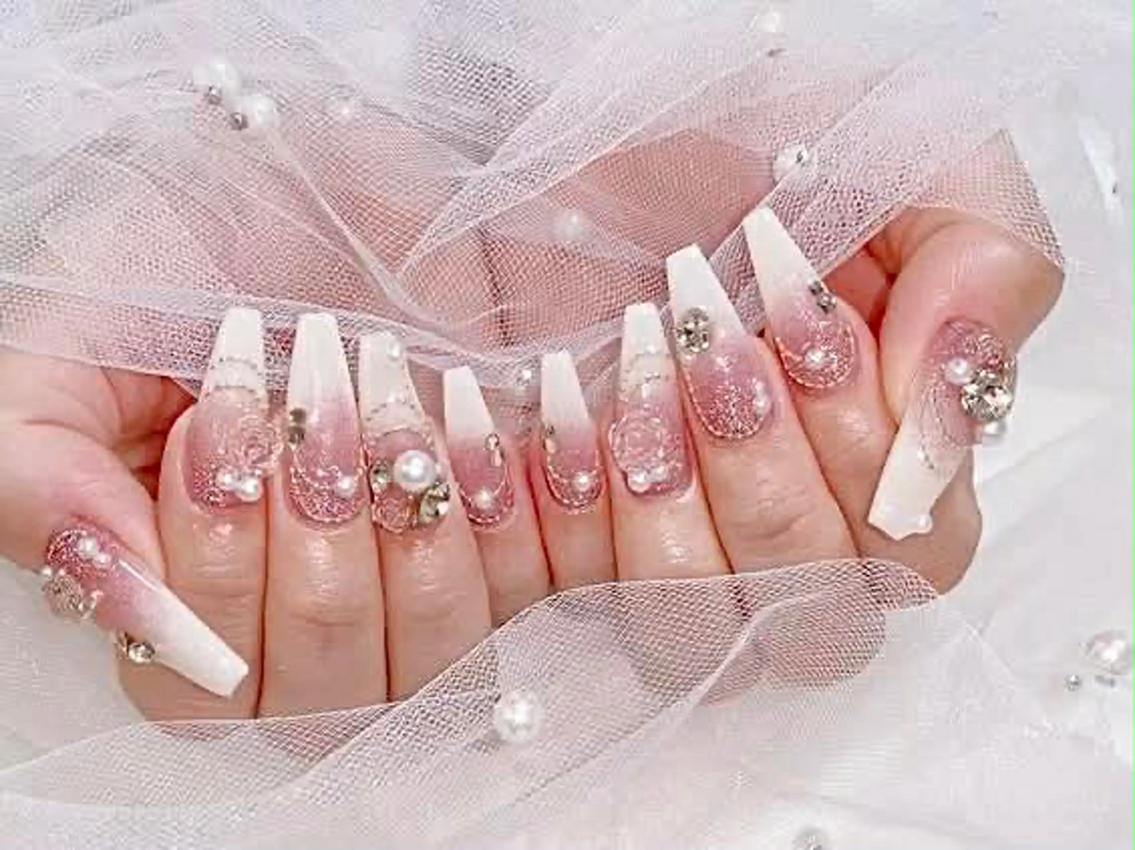 ネイル ジェルネイル 韓国ネイル 持ち込み オフィスネイル ワンホンネイル MiO nailのネイルデザイン