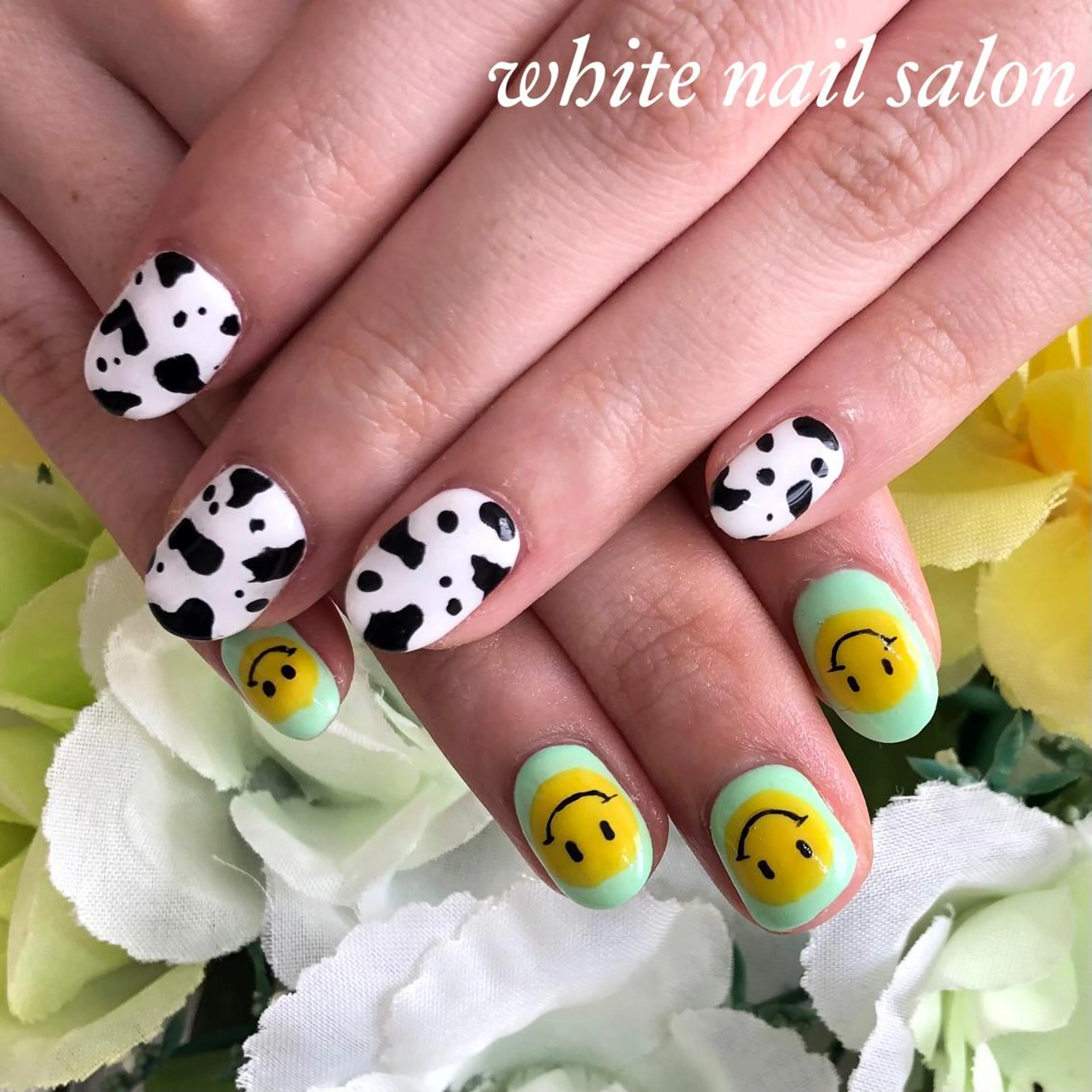 ネイル フットネイル ジェルネイル ハードジェル 持ち込み オフィスネイル ハンドネイル white nail salonのネイルデザイン