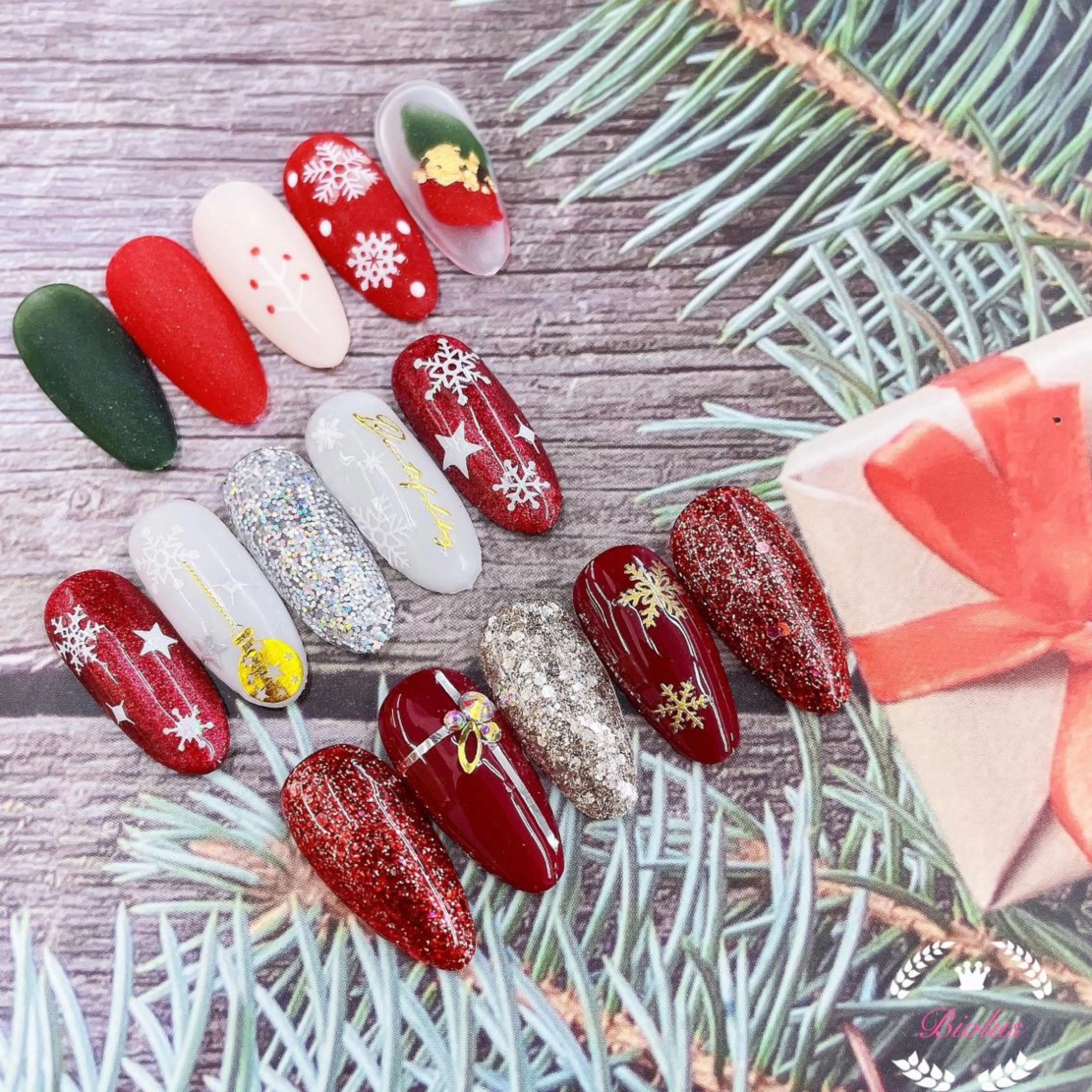 ネイル 冬ネイル クリスマス vimore ネイルサロンのネイルデザイン