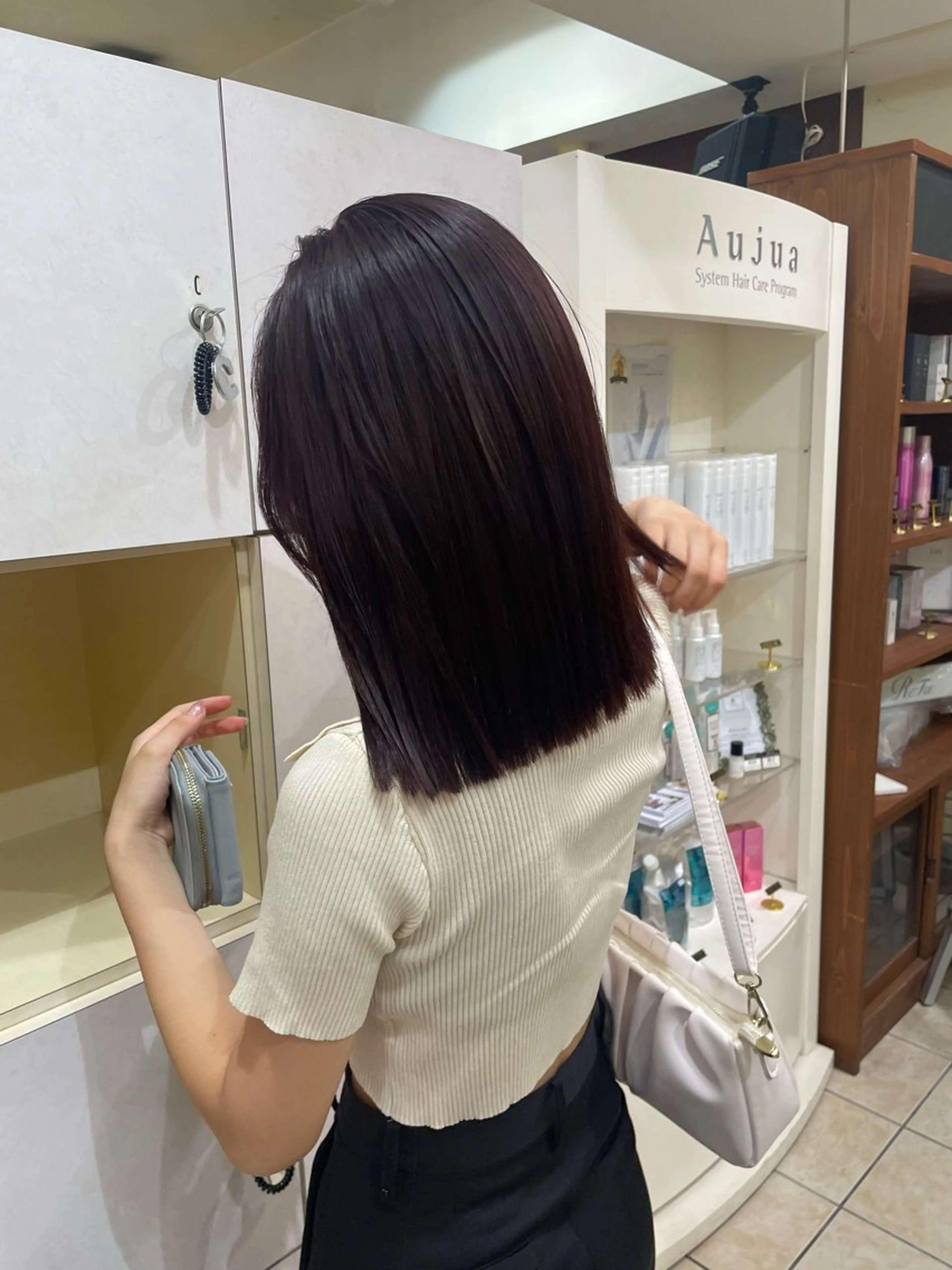 カラー ヘアカラー トリートメント 桑田 新菜のヘアスタイル