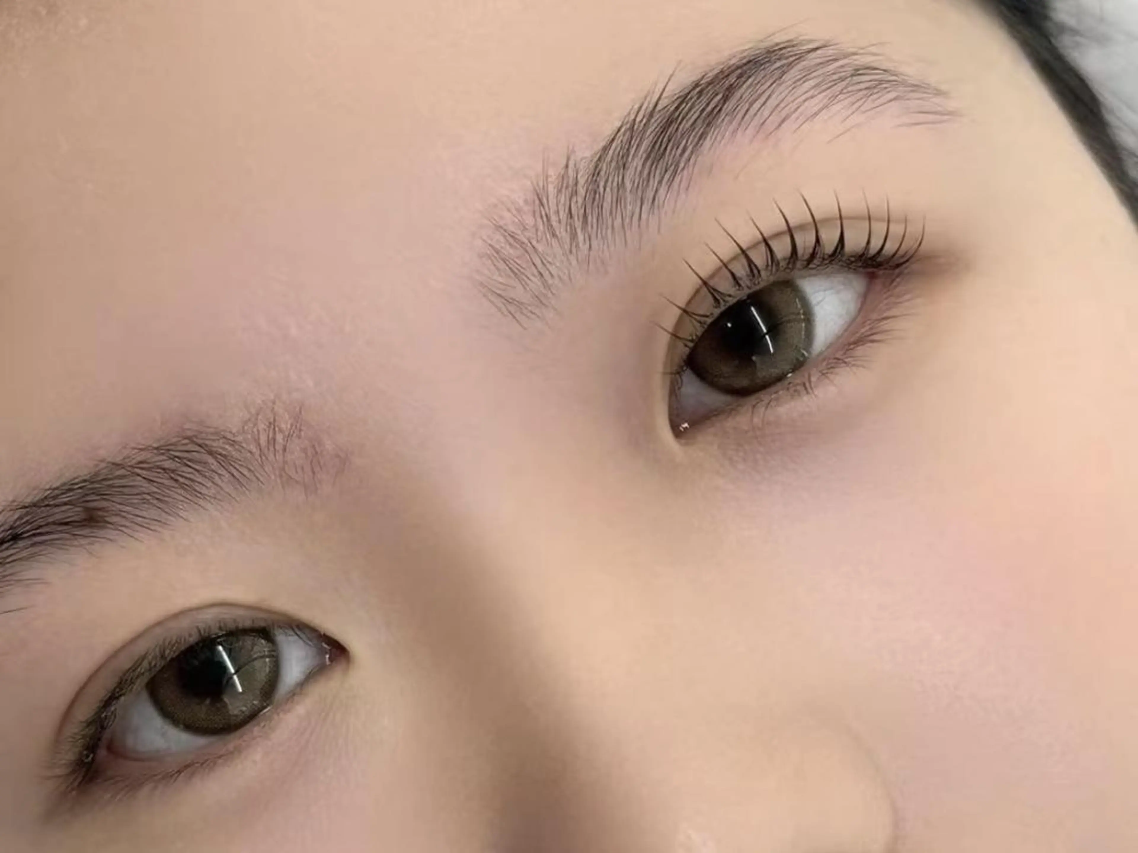 マツエク・マツパ 束感まつ毛 カラーマツエク フラットラッシュ パリジェンヌラッシュリフト まつげパーマ 竹田 あきのマツエク・マツパデザイン