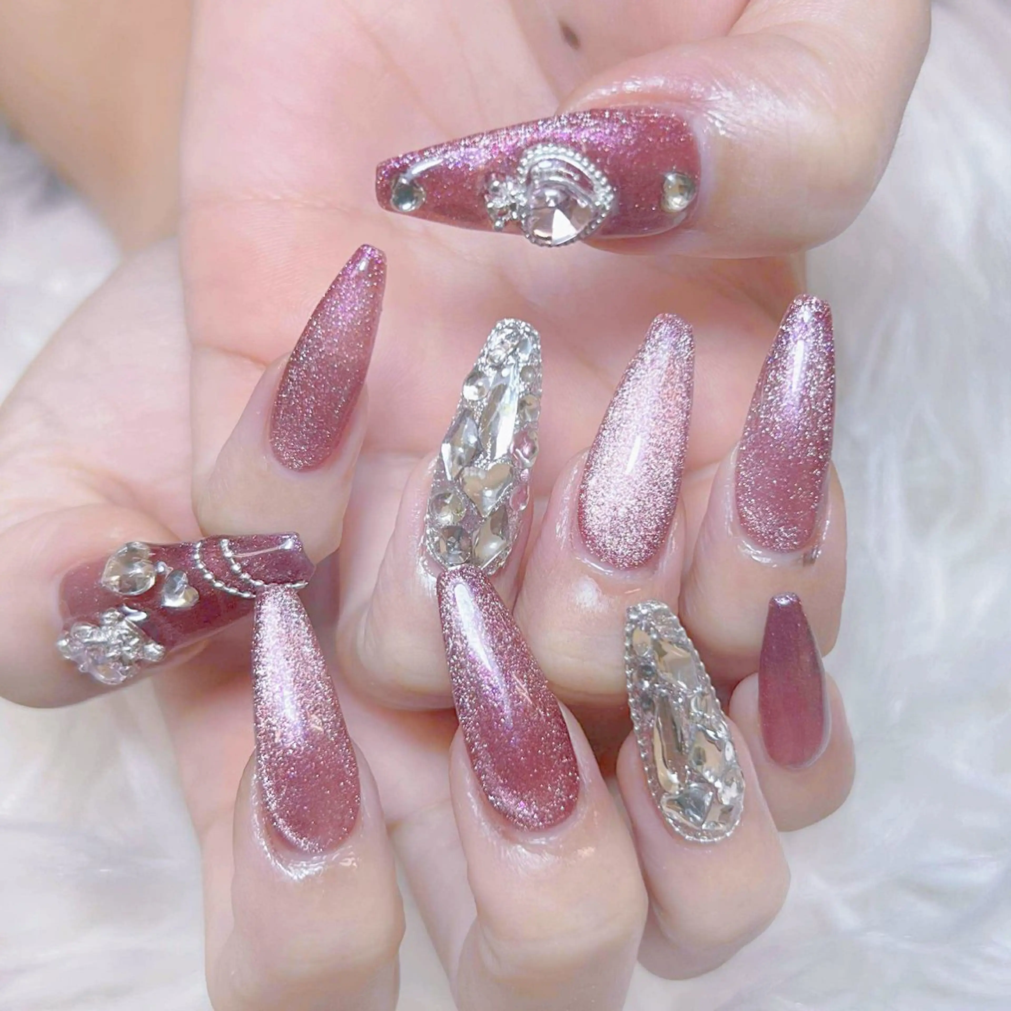 ネイル チークネイル 長さ出し フットネイル マグネットネイル 持ち込み ハンドネイル ANH NAIL ゴテゴテ専門店💎のネイルデザイン