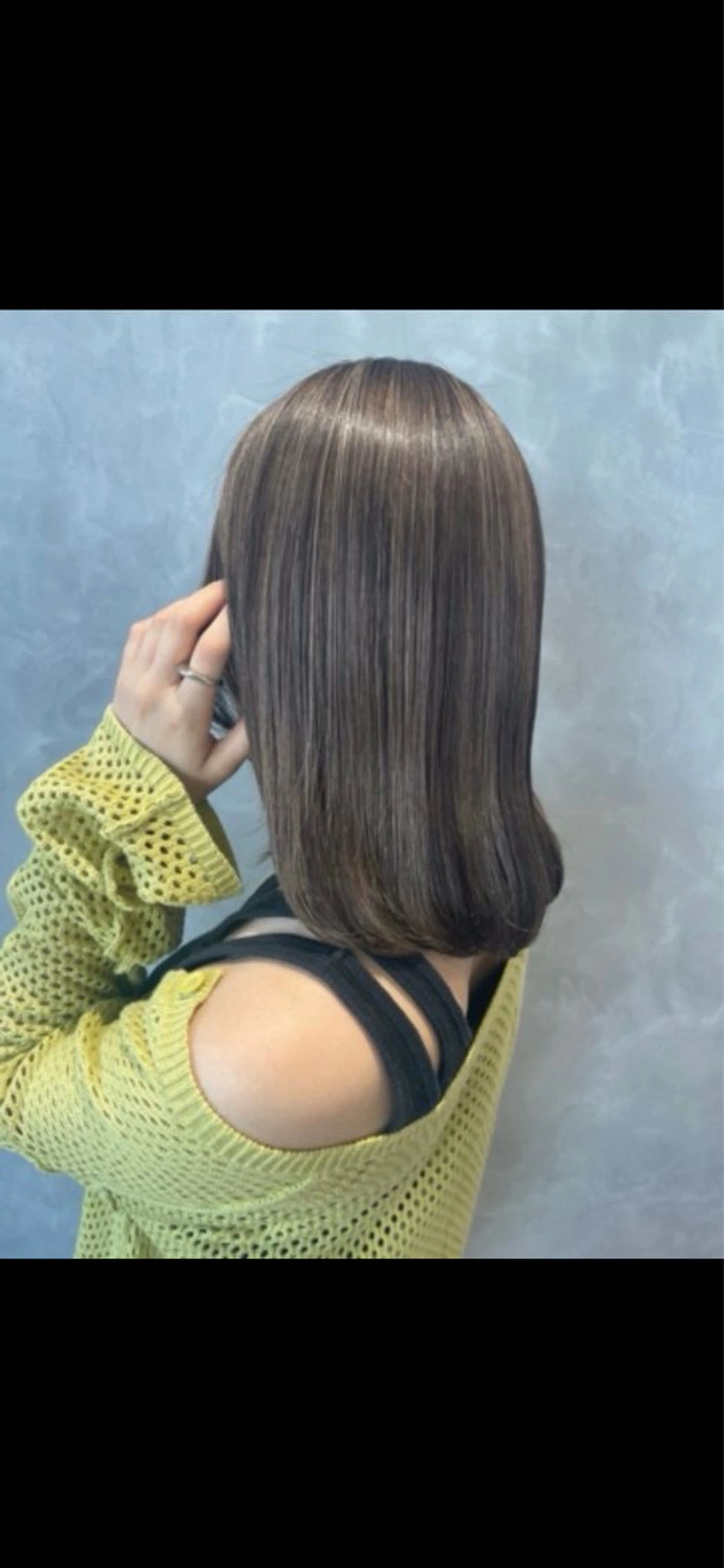 カラー 赤みゼロ 🤎柔ベージュのヘアスタイル