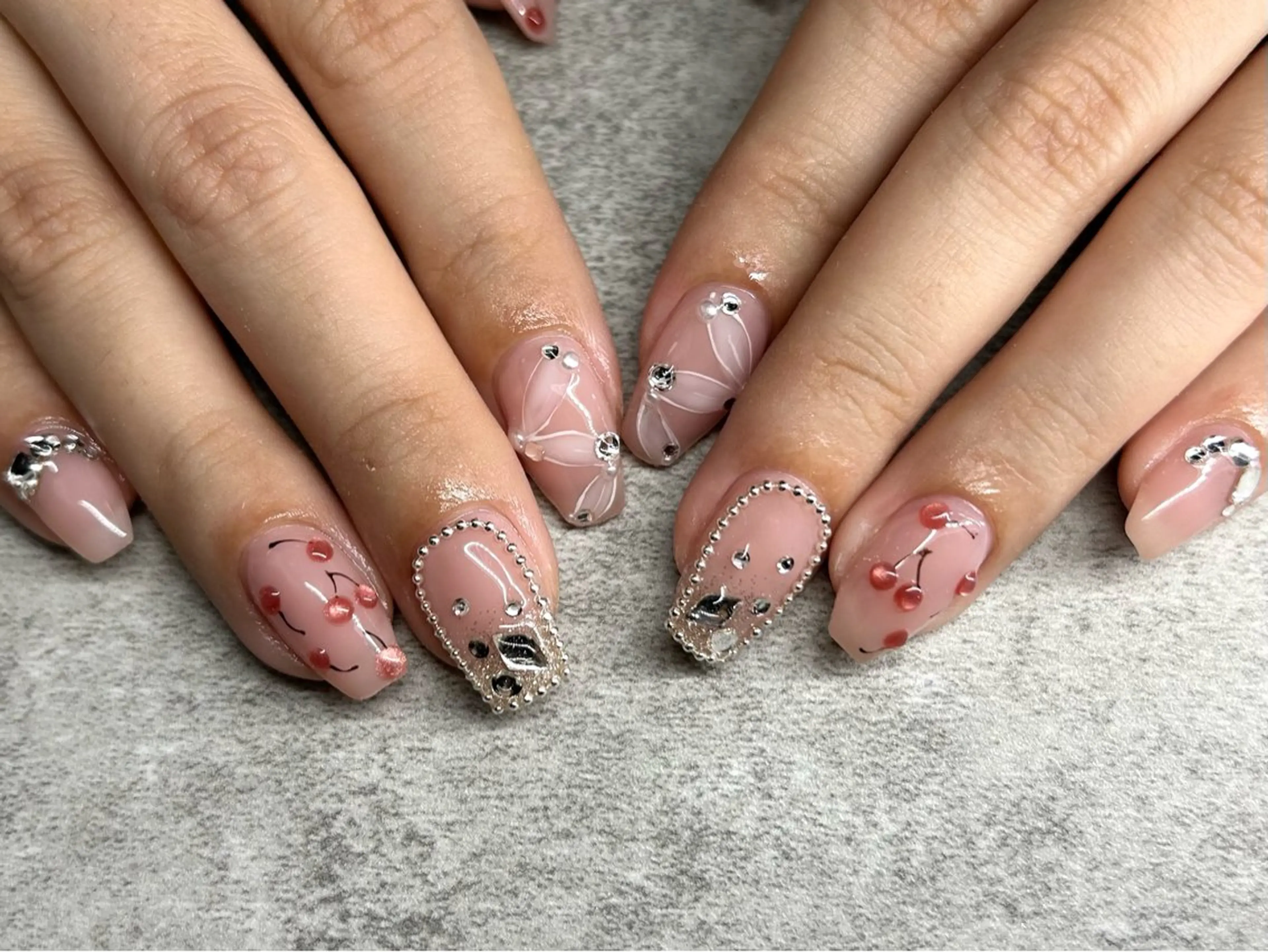 ネイル ハンドネイル MiiTow nailのネイルデザイン