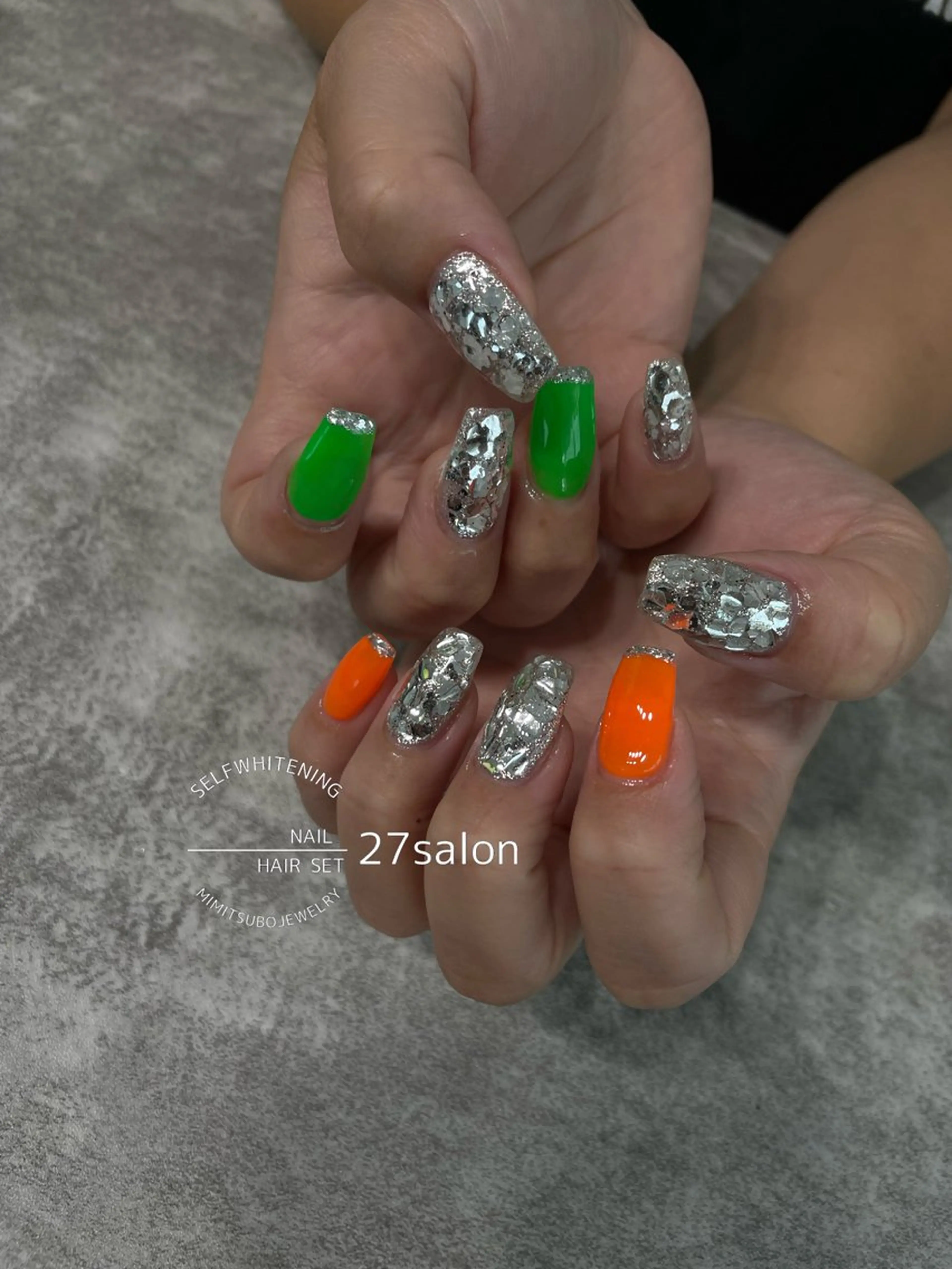 ネイル ホログラムネイル ハンドネイル 27salon yuinaのネイルデザイン