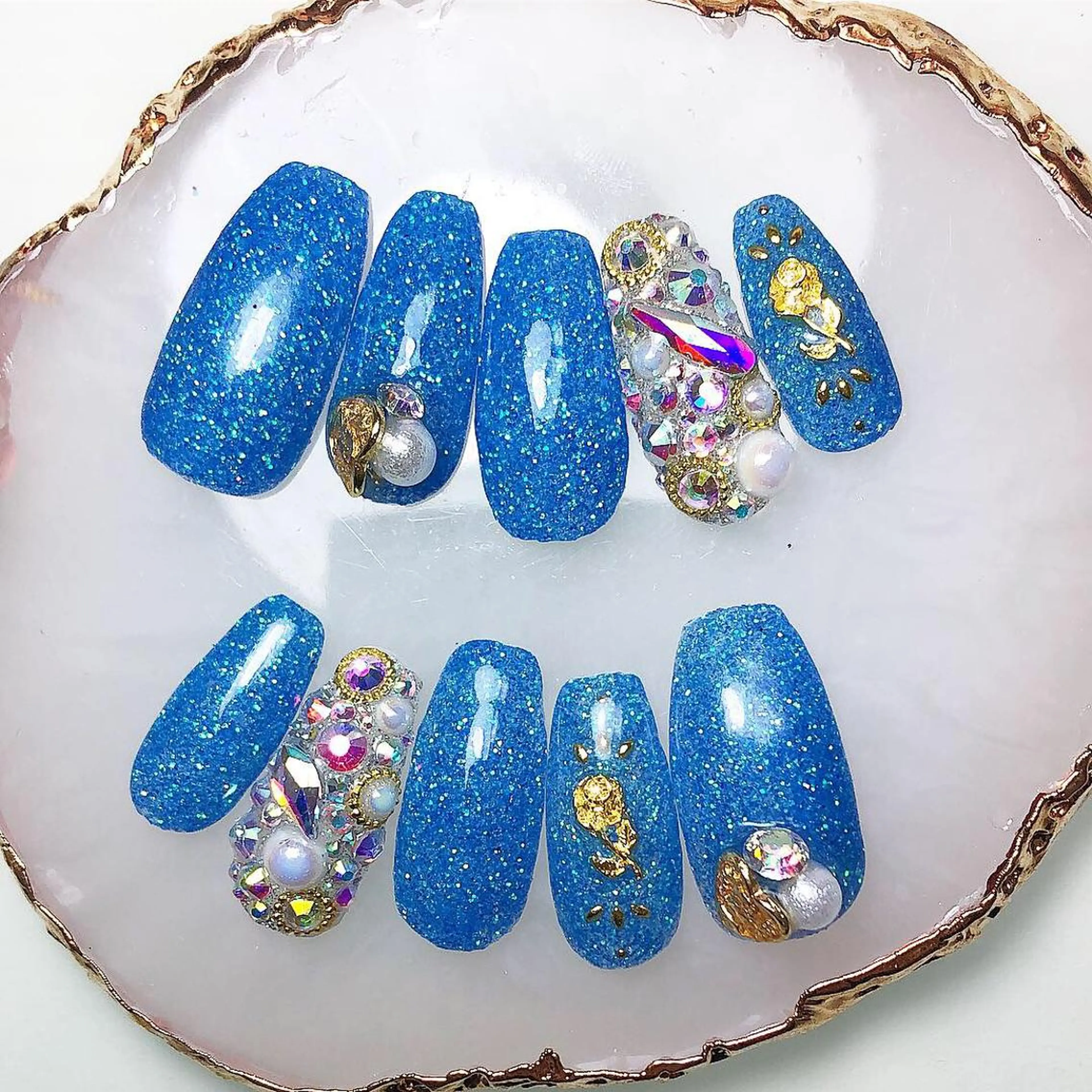 ネイル Nail.cs🪞 CHIHARUのマツエク・マツパデザイン