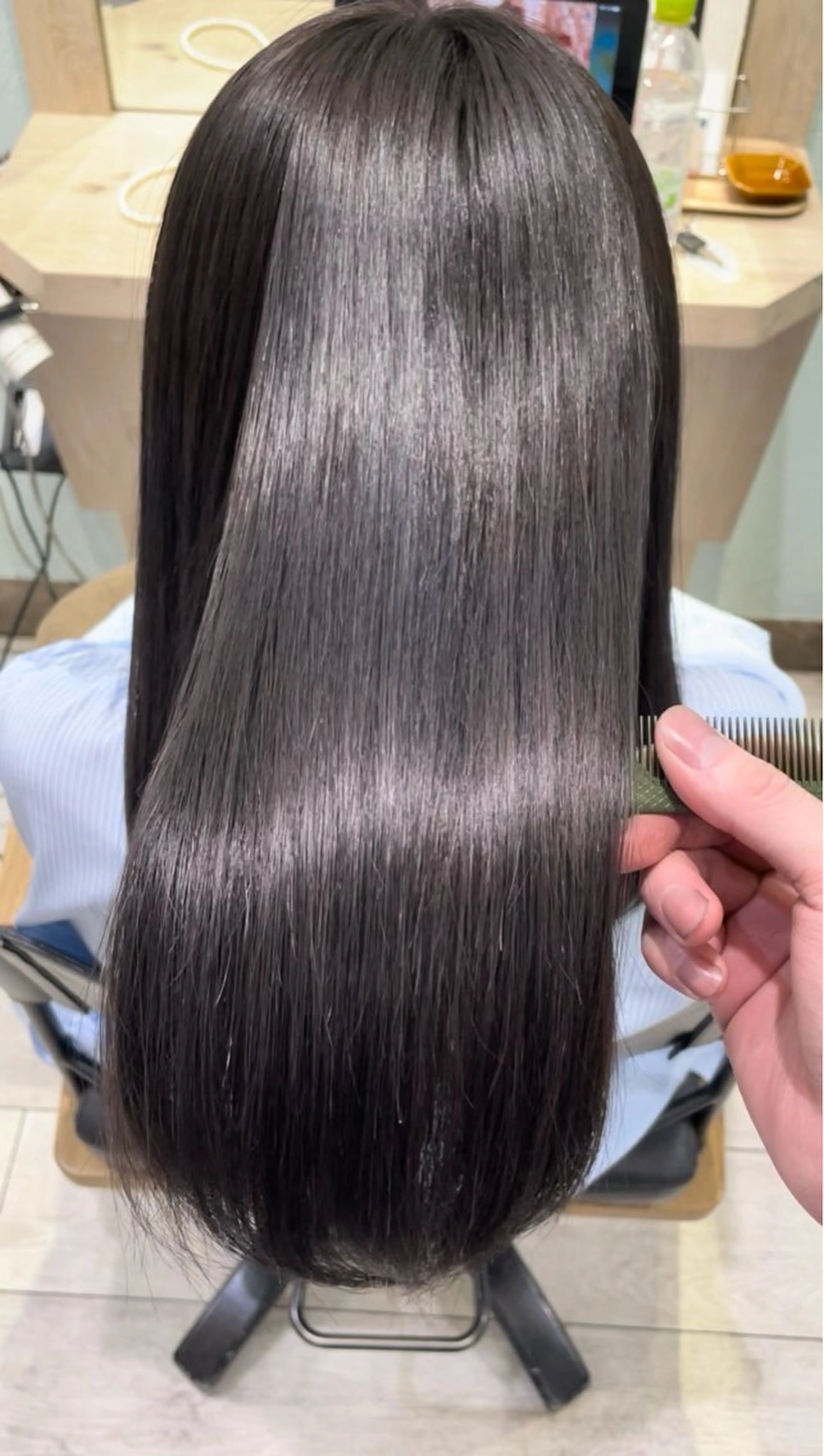 セミロング カラー グレージュ カット ヘアカラー トリートメント 佐藤 魁人のヘアスタイル