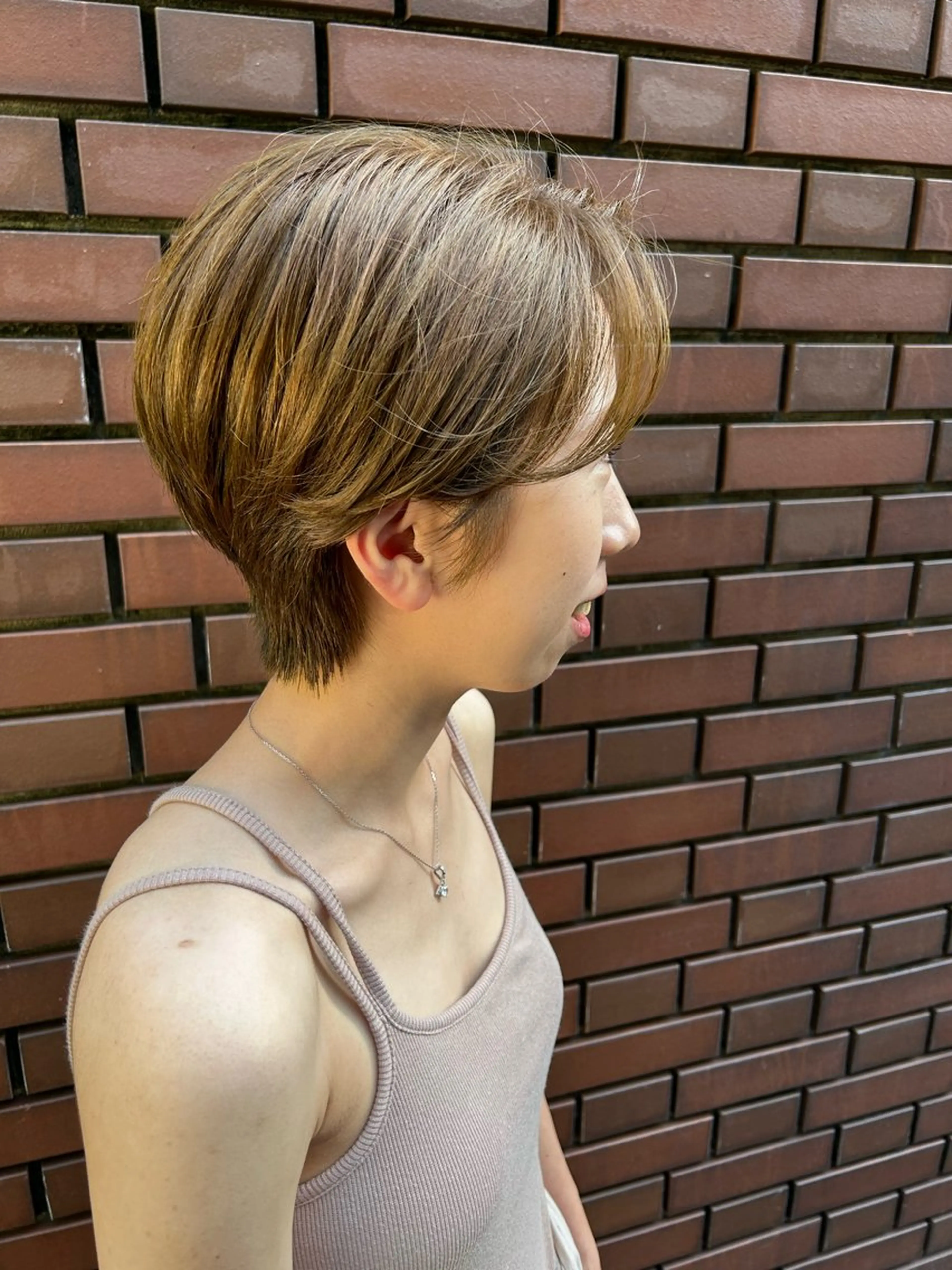 ショート カラー THE REMMY ユミザのヘアスタイル