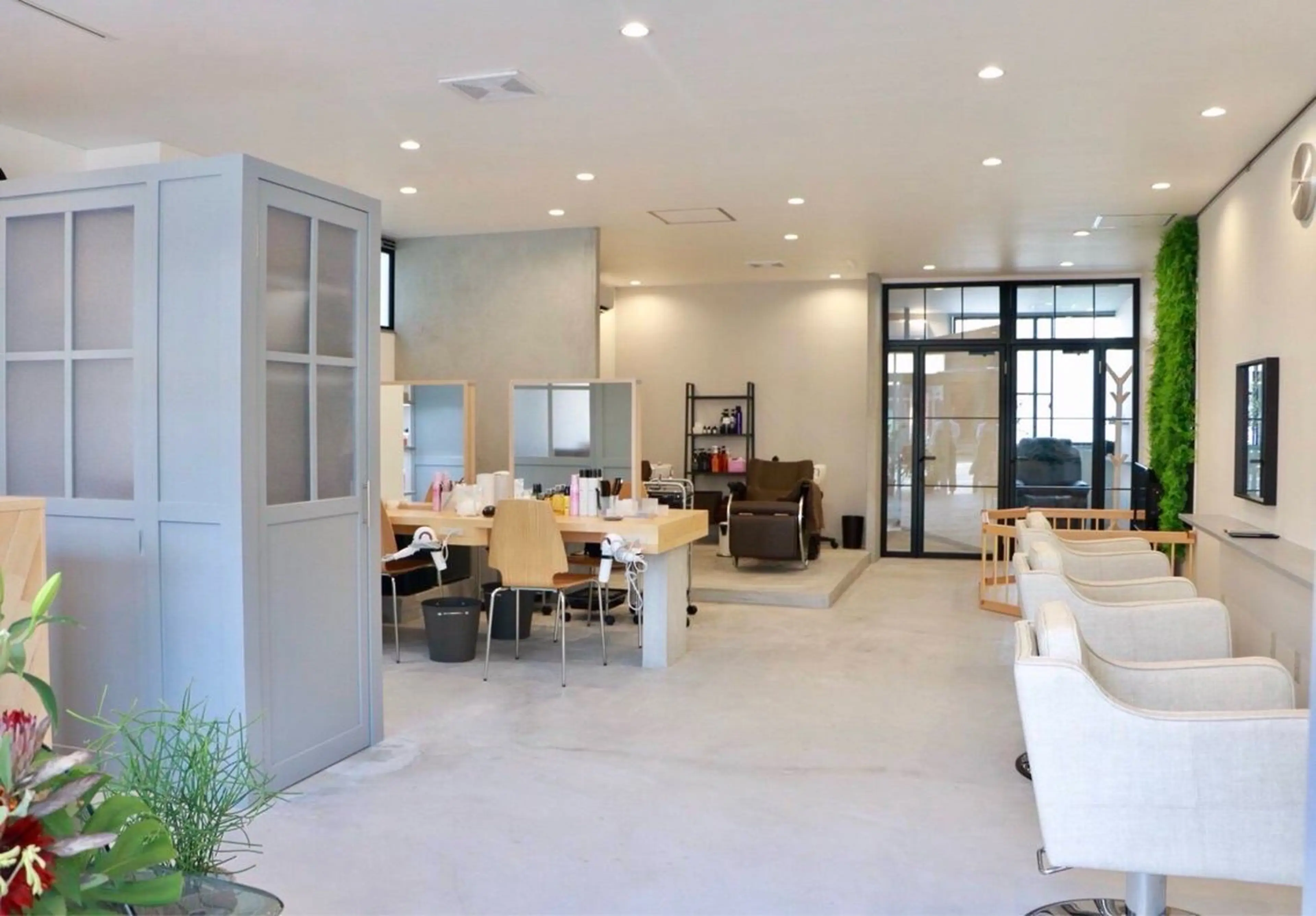 Loy（ロイ）🍀 ハーブピーリング🌈のエステ・リラクイメージ