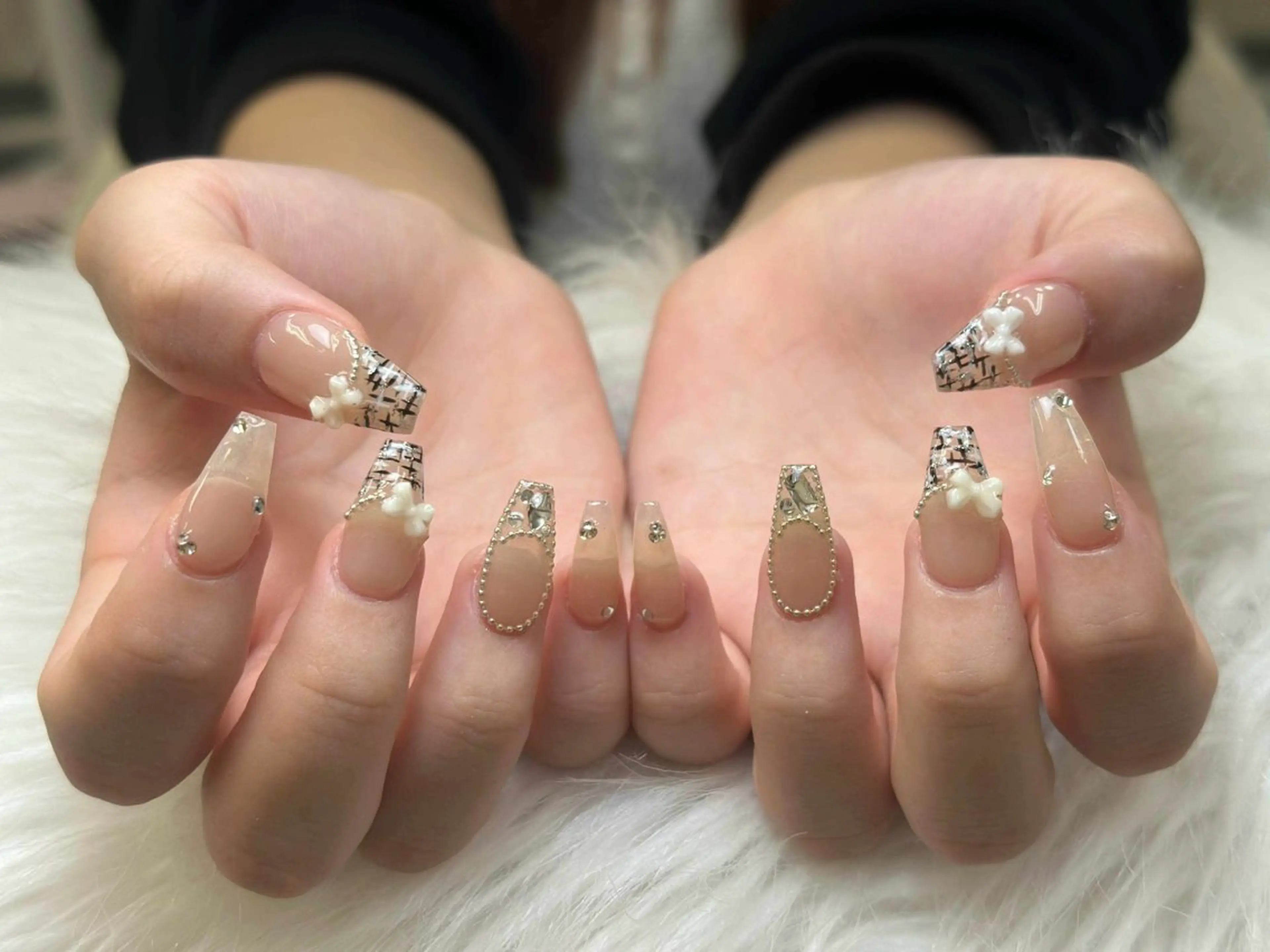 ネイル アートネイル 成人式 ジェルネイル ニュアンスネイル 夏ネイル Nie Nail Shinokuboのネイルデザイン
