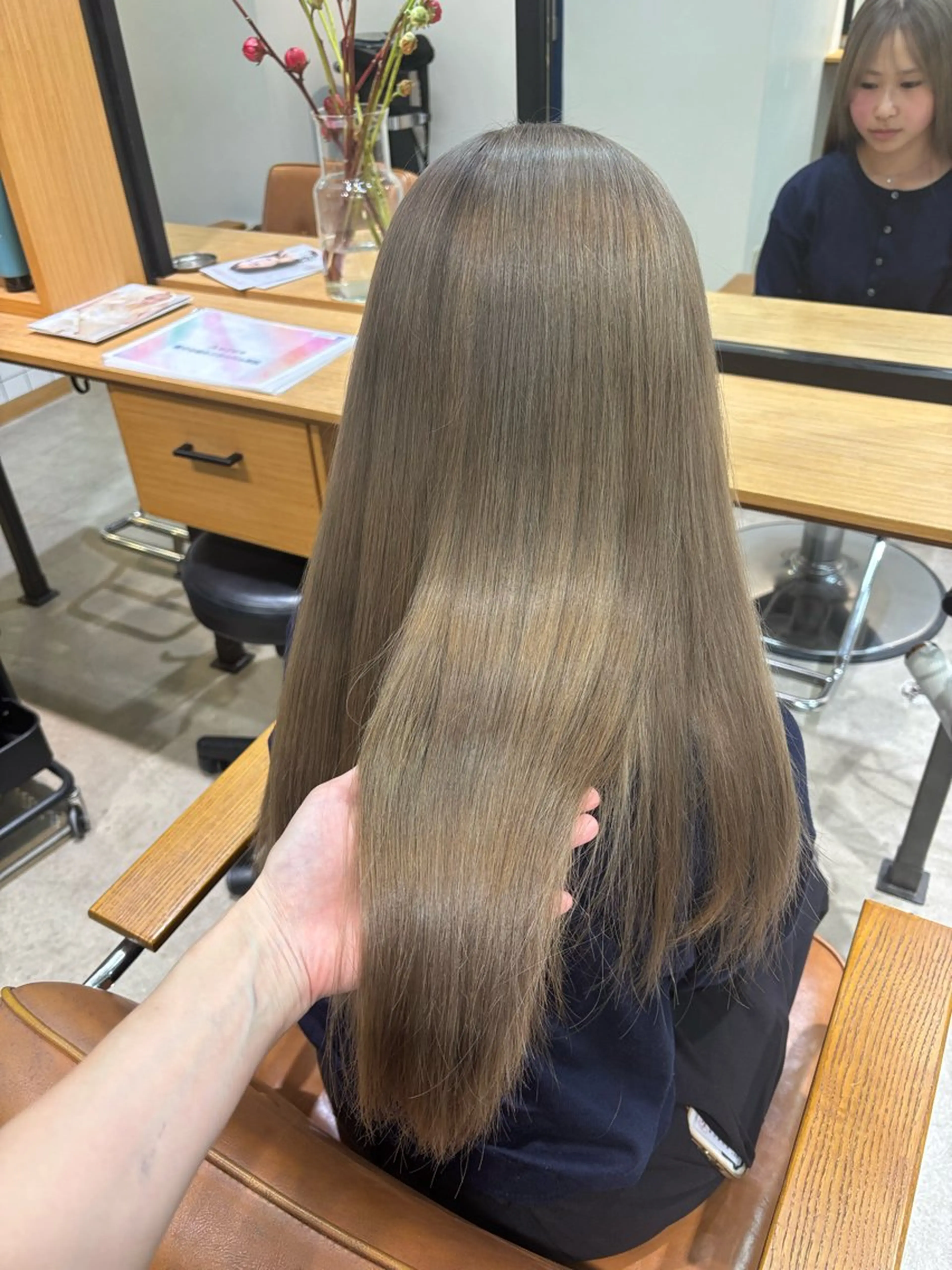 カラー 🎗️ブリーチ 🎗️ダブルカラーのヘアスタイル