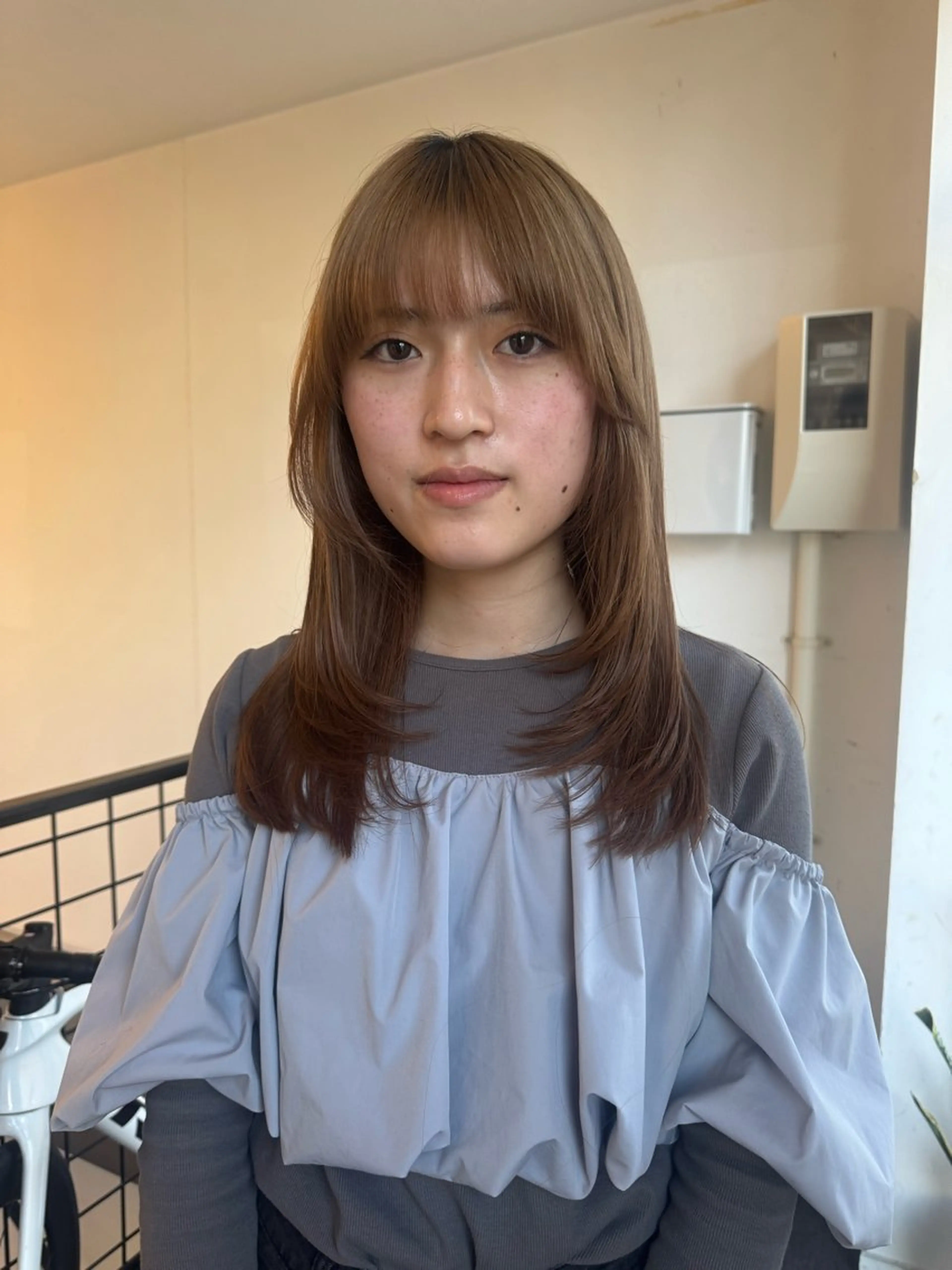 ミディアム カット ヘアカラー aya/ブリーチ/ ボブ/ショートのヘアスタイル