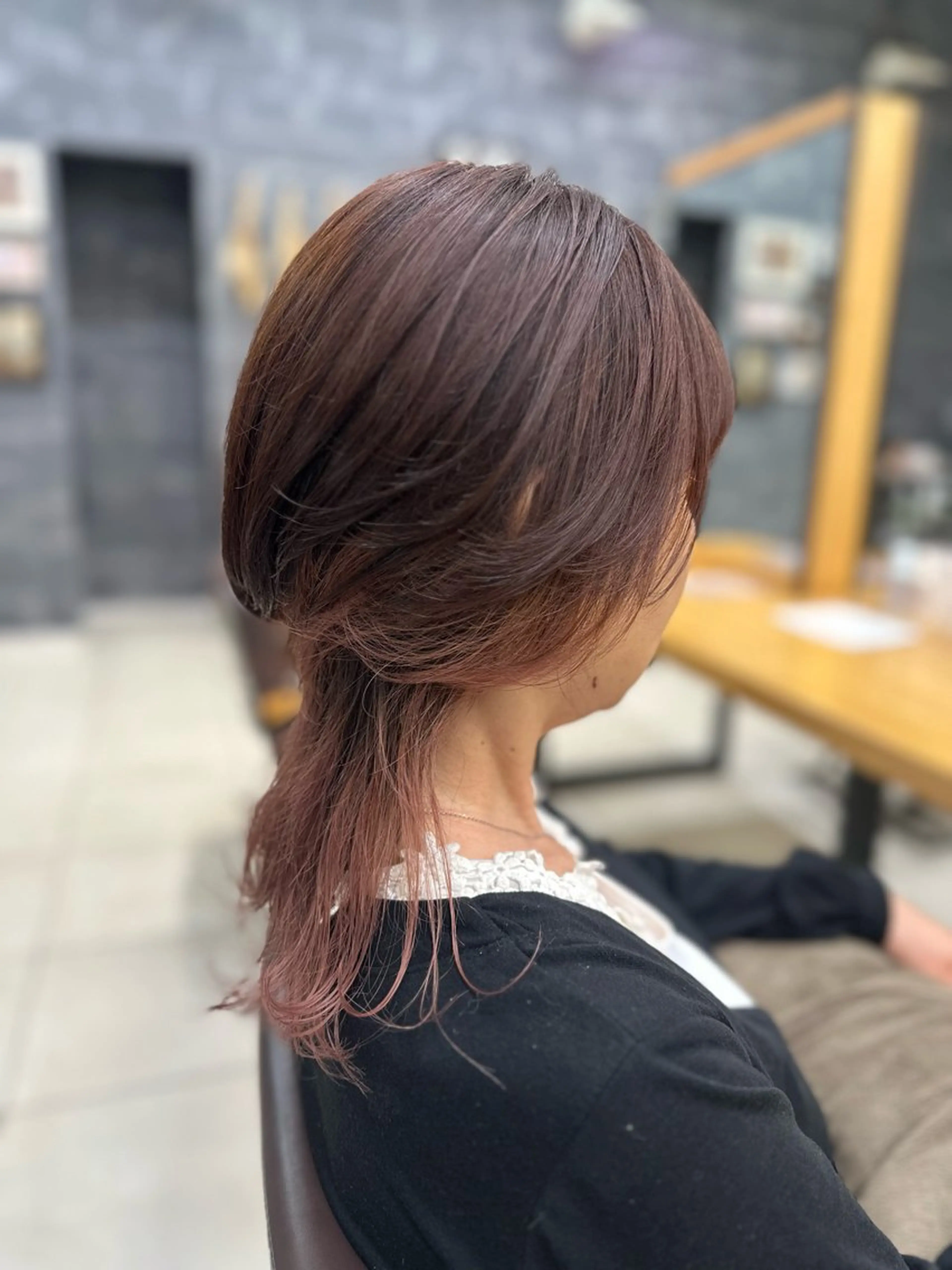 ミディアム カラー ブラウンカラー 透明感カラー ピンクカラー ピンクブラウン 髪質改善 ヘアカラー ⭐️佐藤壮也⭐️ 柔らかモテカラー🤎のヘアスタイル