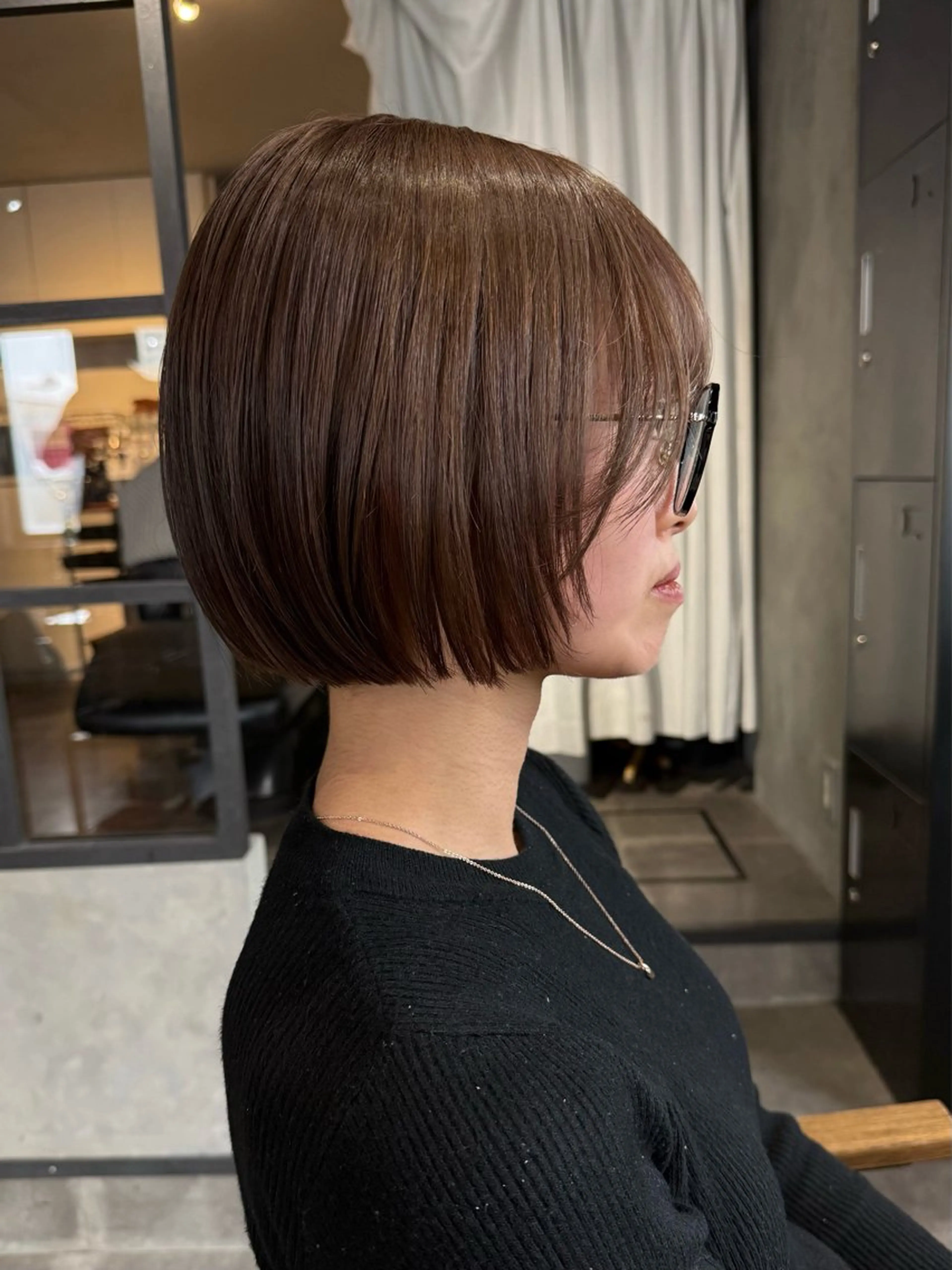 ショート カラー ボブ カット ヘアカラー トリートメント 佐伯 桃のヘアスタイル