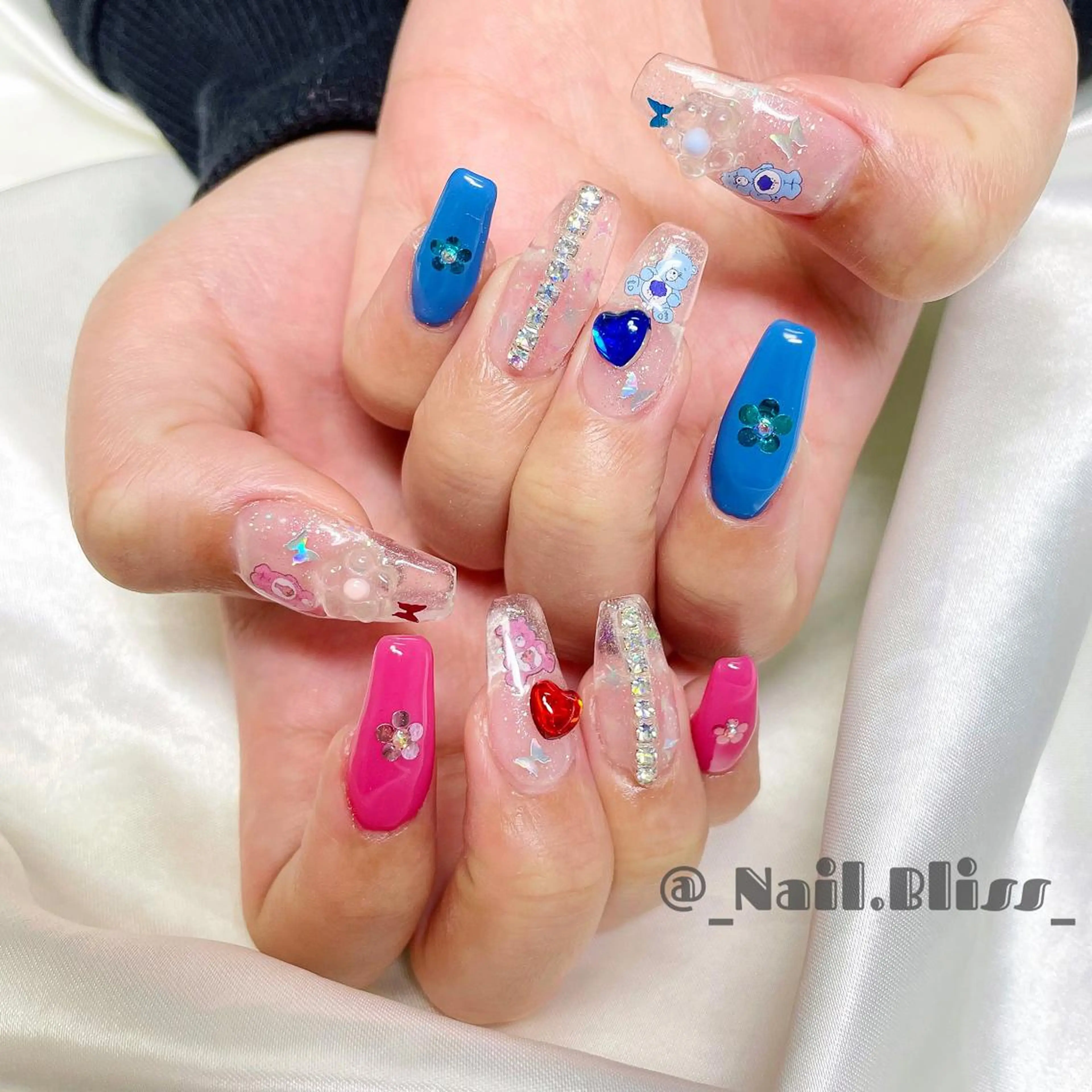 ネイル ハンドネイル NAIL BLISSのネイルデザイン