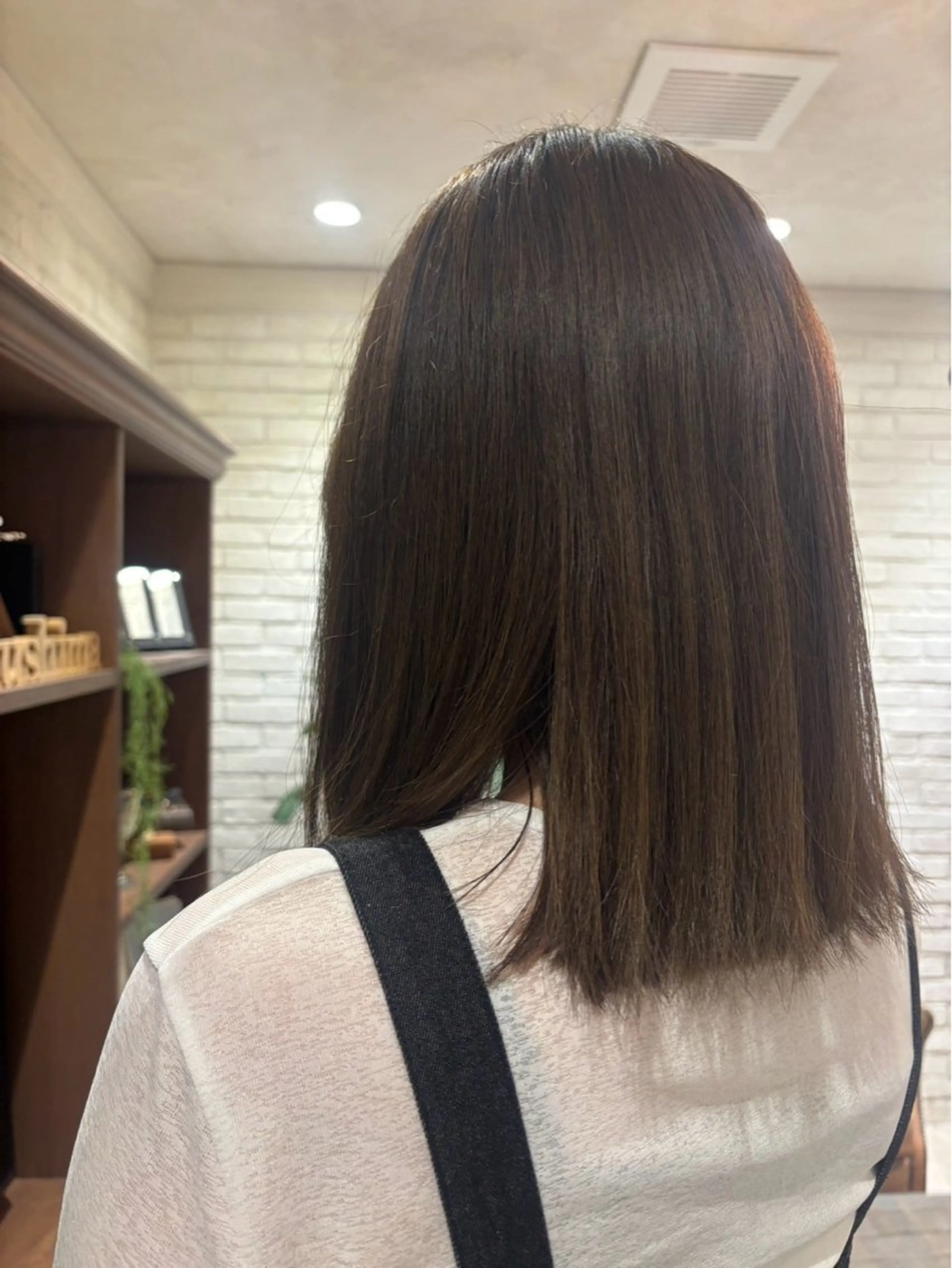 カラー 森 泉琴のヘアスタイル