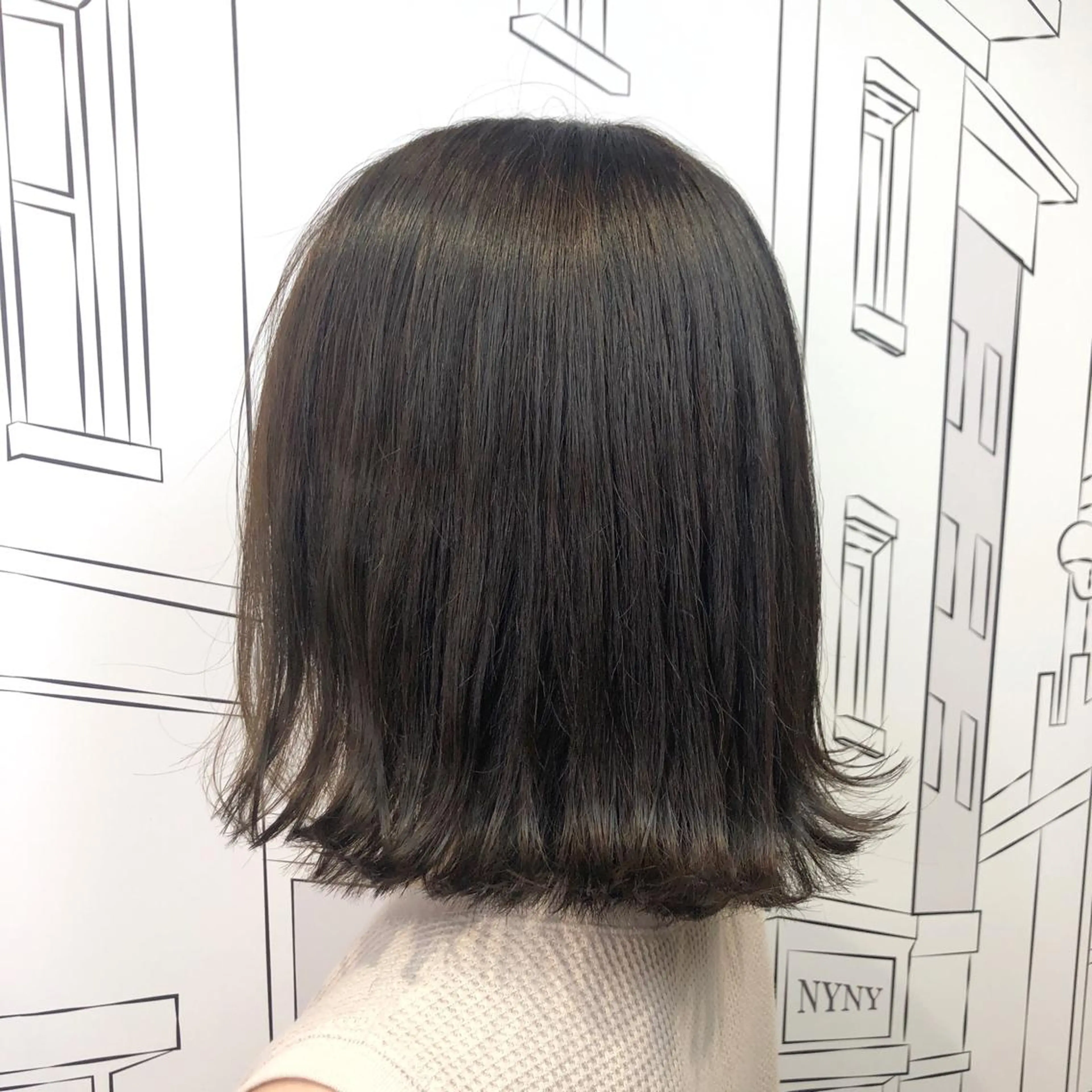 ミディアム カラー カット ヘアカラー トリートメント TOMOKA 艶髪/透明感カラーのヘアスタイル